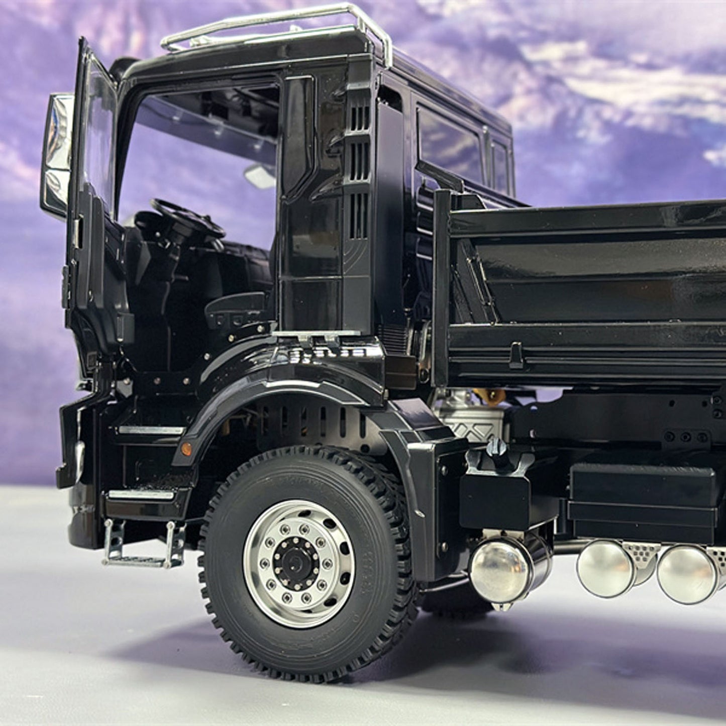 Camion à benne basculante hydraulique RC 4x4 avec cabine en métal 1/14