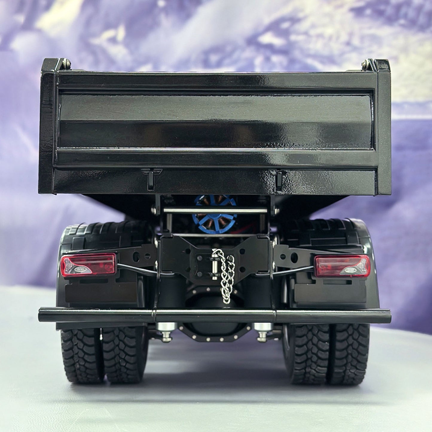 Camion à benne basculante hydraulique RC 4x4 avec cabine en métal 1/14