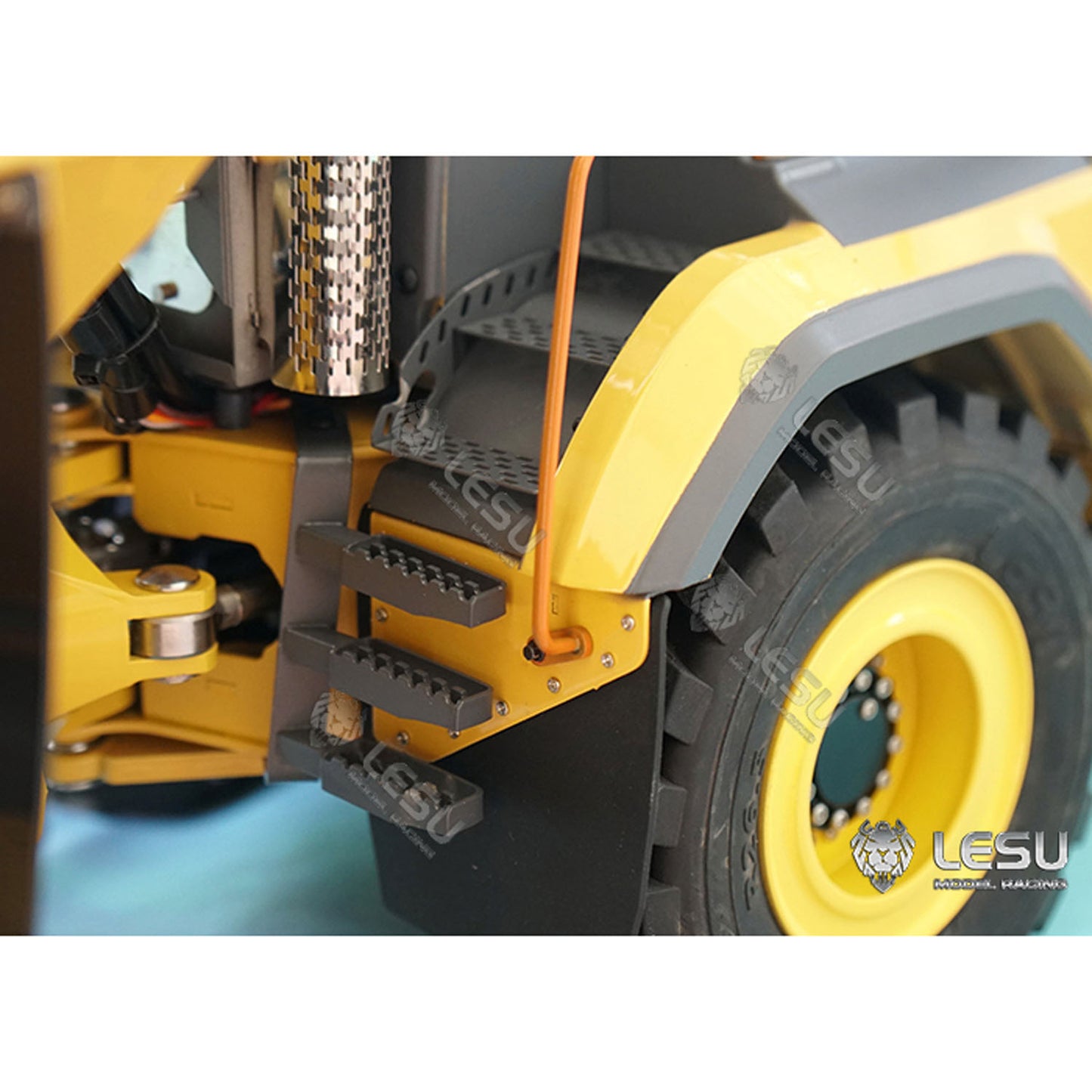 LESU 1/16 RC Hydraulischer Gelenk-LKW Metall AT60H 6x6