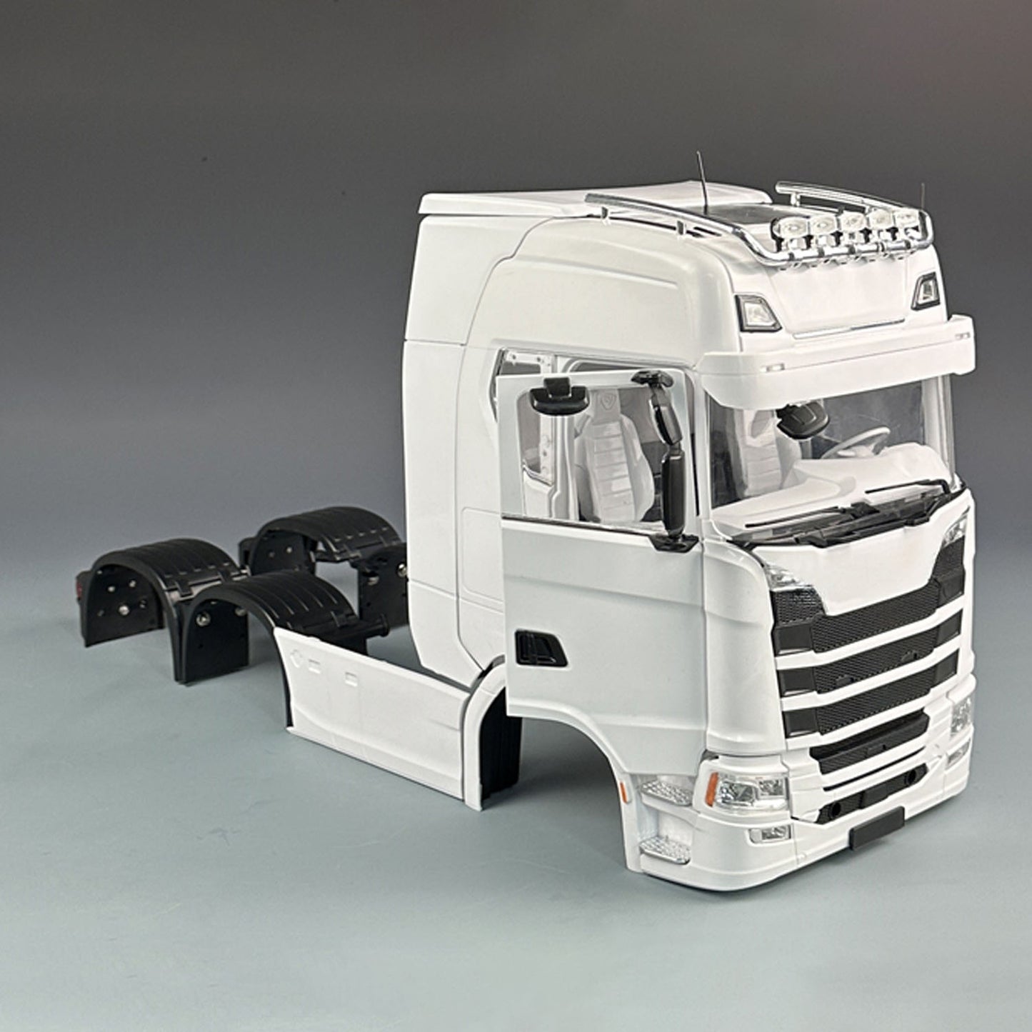 Cabine en plastique 770S avec garde-boue pour camion tracteur RC 1/14 RC Car