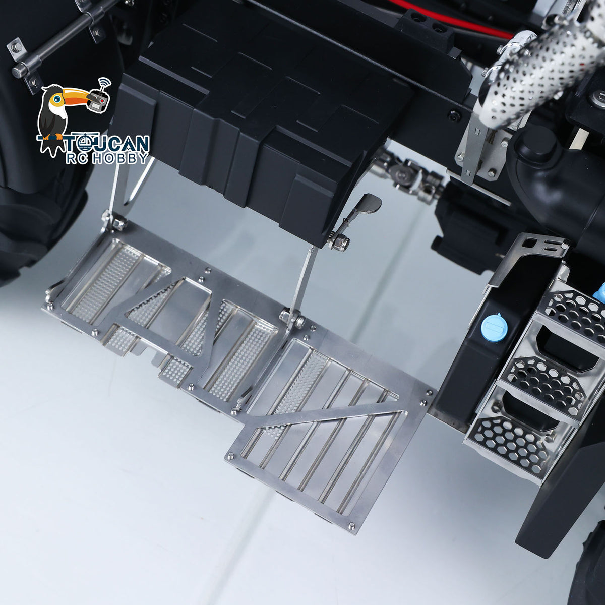 Fast Free Shipping for EU 1/14 KABOLITE K5501 2-Speed Gearbox Remote Control Off Road Car RC Dumper ATV Light Truck Axle Locks RTR Light Sound System