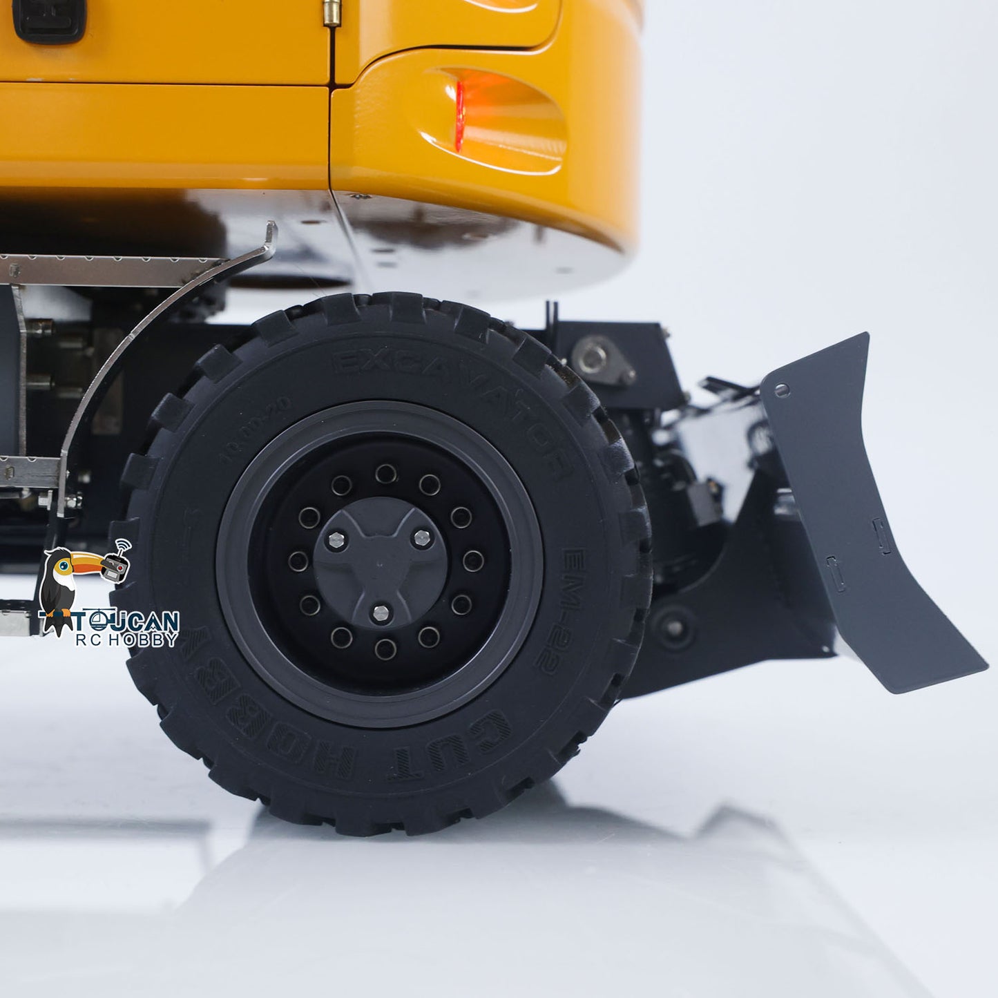 1/14 Remote Control Hydraulic Wheeled Excavator 7-ways Valve RC Digger 2WD/4WD Engineering Vehicle RTR Axle Lock PL18EV Lite