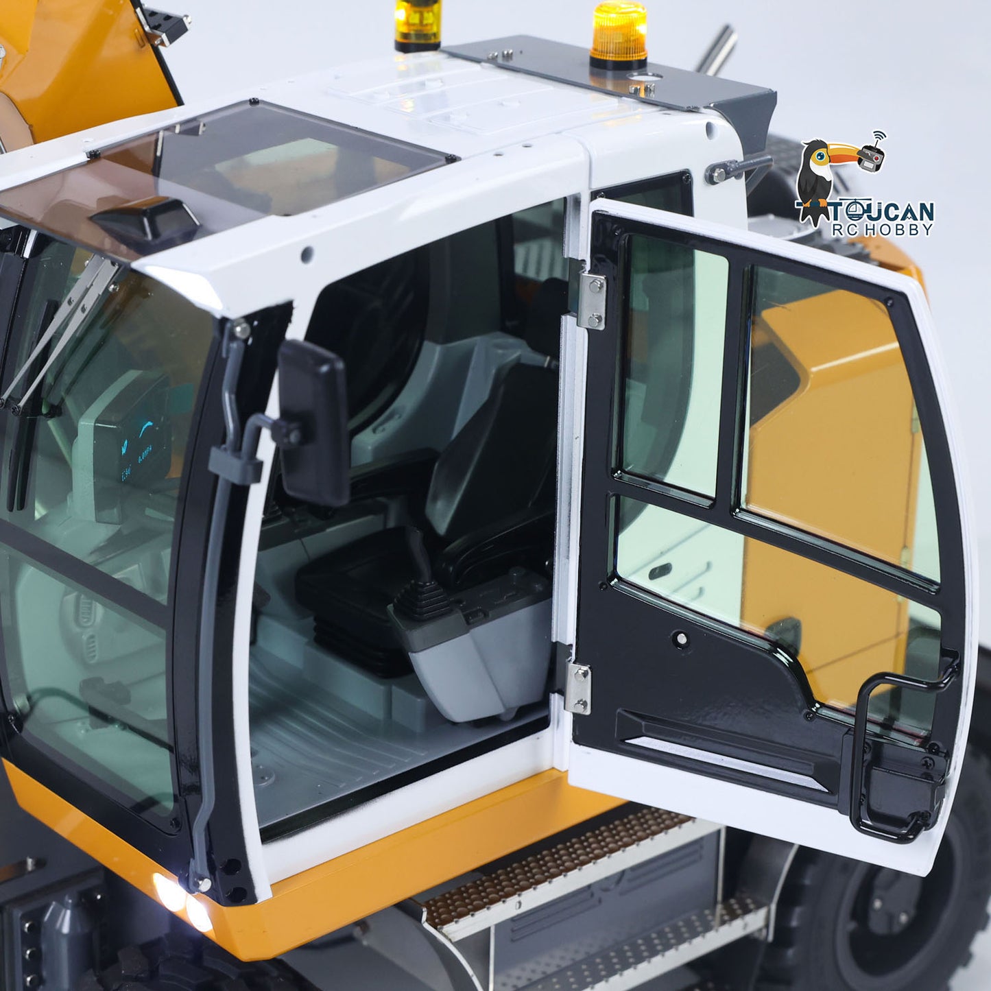 1/14 Remote Control Hydraulic Wheeled Excavator 7-ways Valve RC Digger 2WD/4WD Engineering Vehicle RTR Axle Lock PL18EV Lite