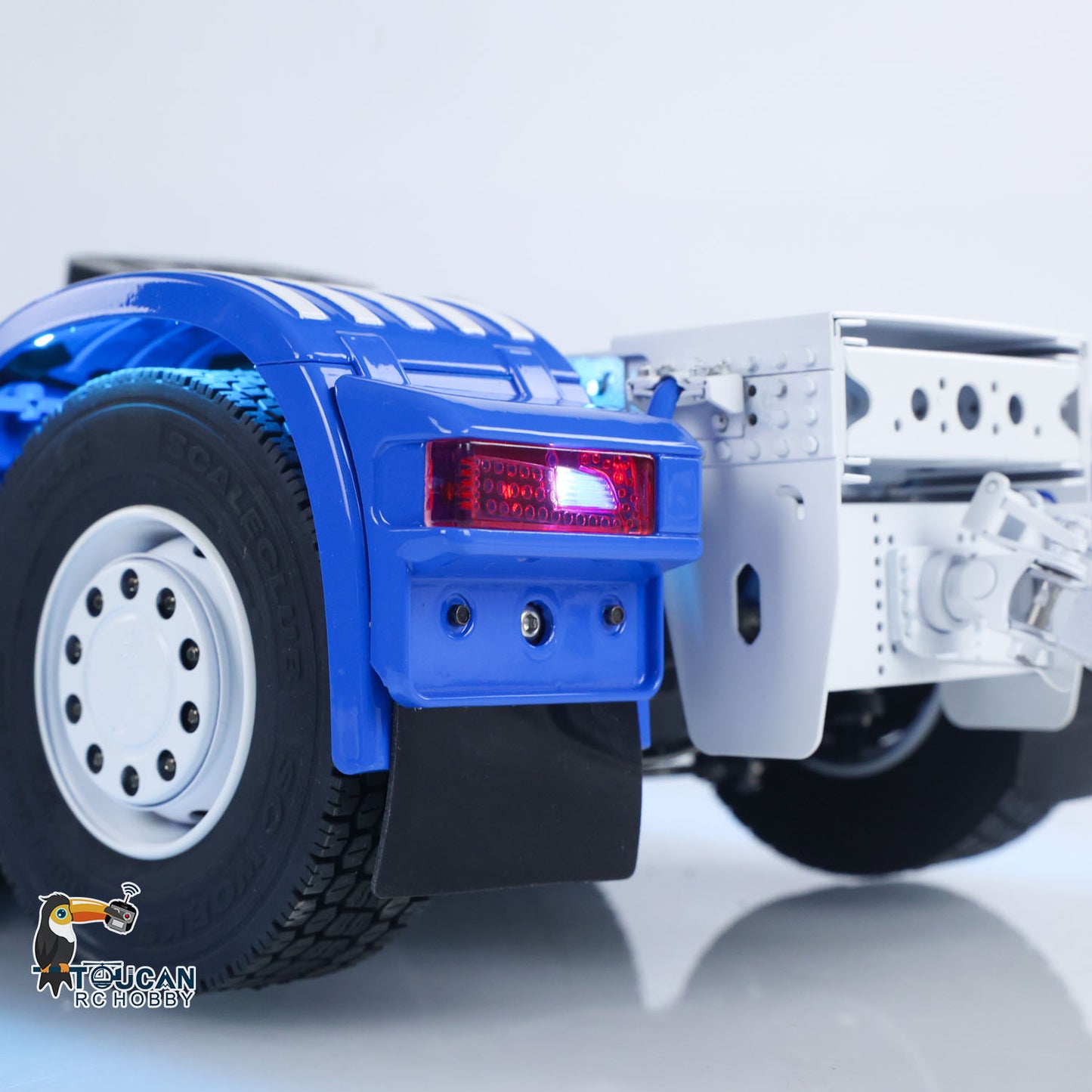 Unitru 04 10x10 Metal Chassis SC 3Speed 1/14 RC Tractor Truck RTR Smoke Light Sound ST8 Radio Battery