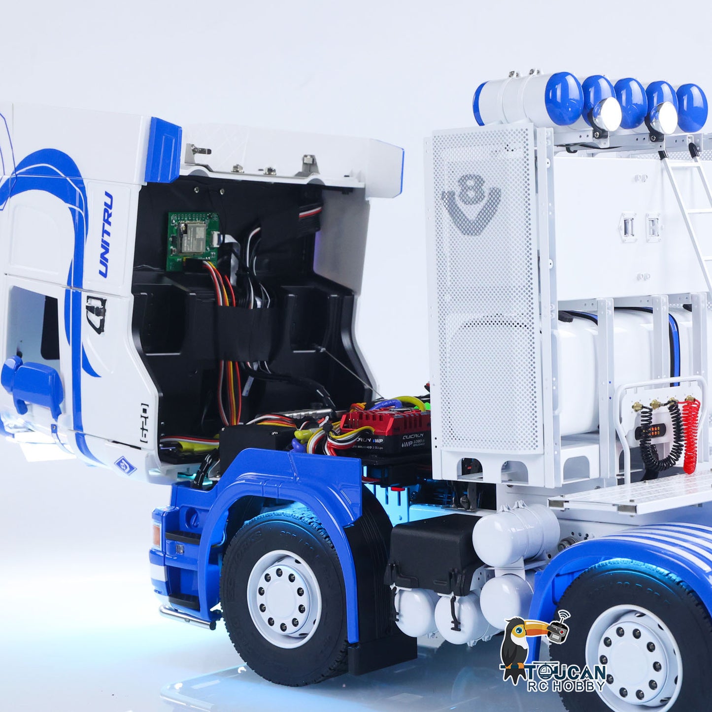 Unitru 04 10x10 Metal Chassis SC 3Speed 1/14 RC Tractor Truck RTR Smoke Light Sound ST8 Radio Battery