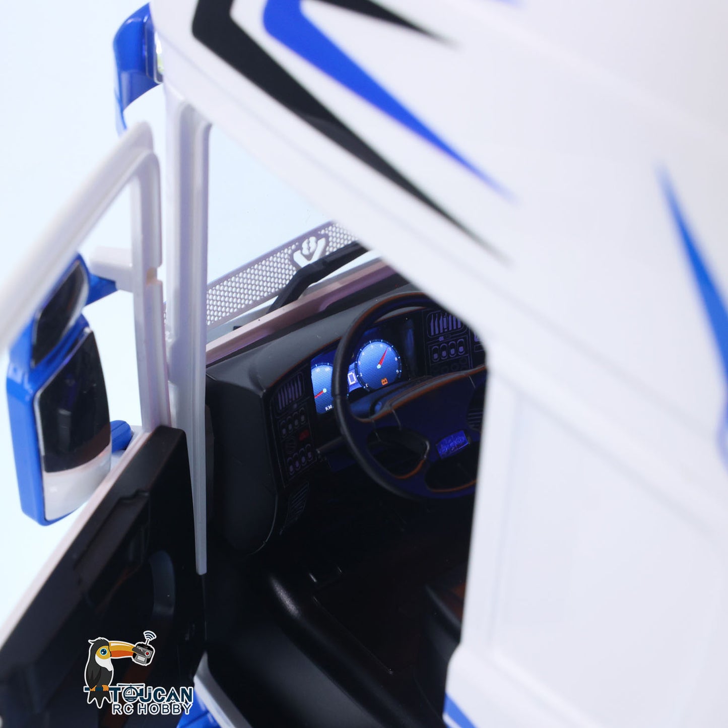 Unitru 04 10x10 Metal Chassis SC 3Speed 1/14 RC Tractor Truck RTR Smoke Light Sound ST8 Radio Battery