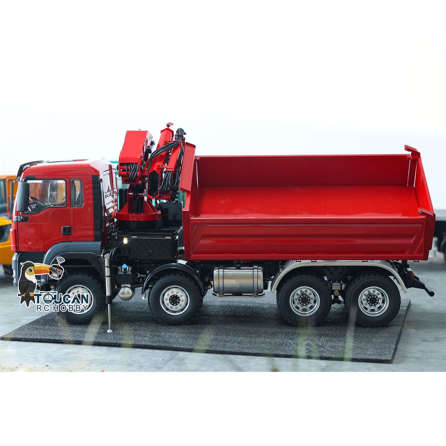 Voiture à benne basculante hydraulique LESU RC 8X8 1/14 RTR