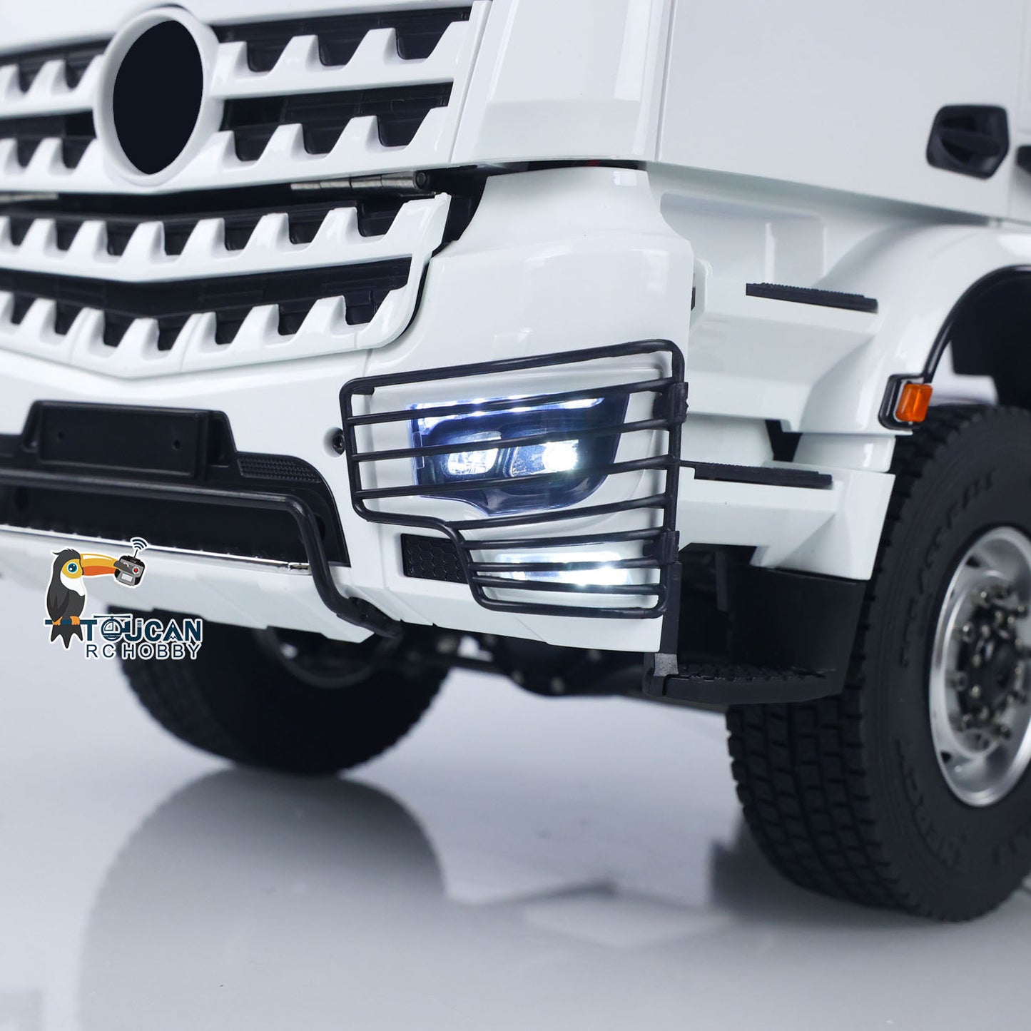 1/14 RC Tractor Truck 3363 Lorry Car Model Metal NO Lock Differential Axle 2Speed Gearbox Light Sound Radio