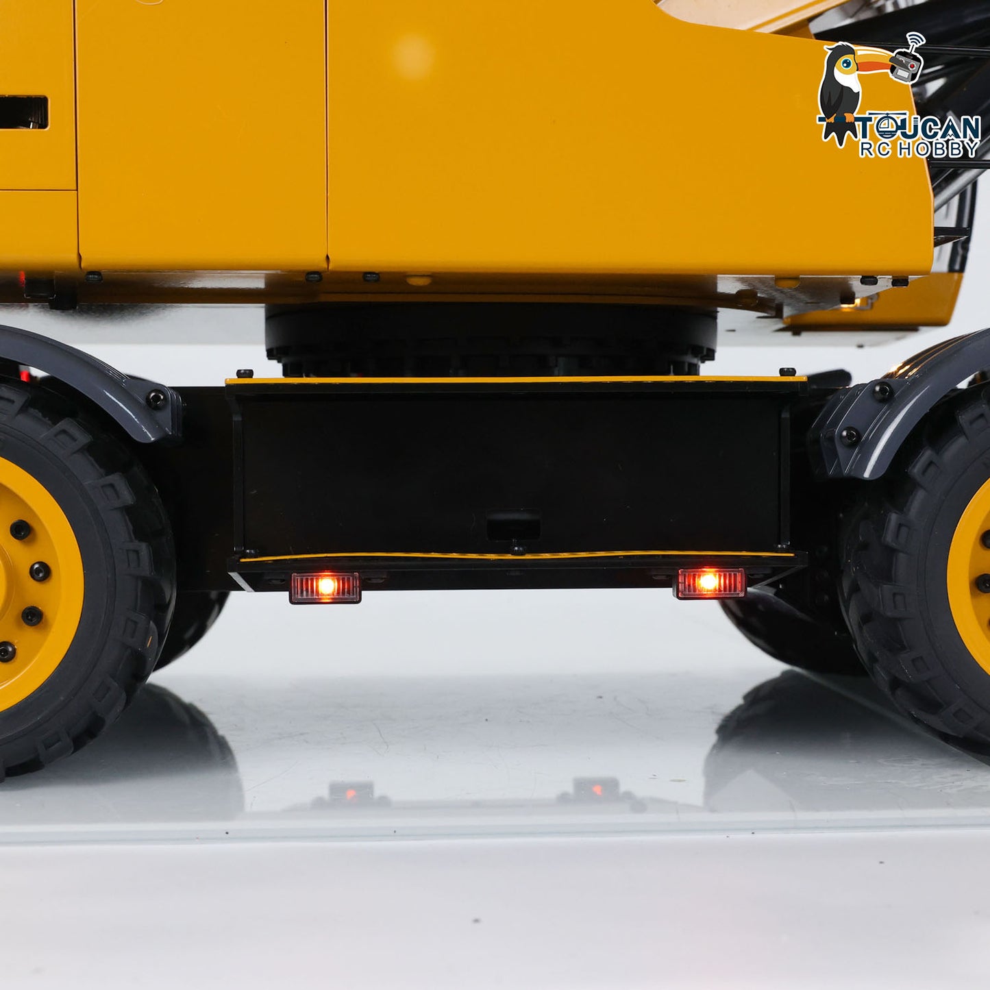 1/14 RC-Hydraulikbagger 946-3 PL18EV mit Funksteuerung, Baggeraufreißer, Greifer