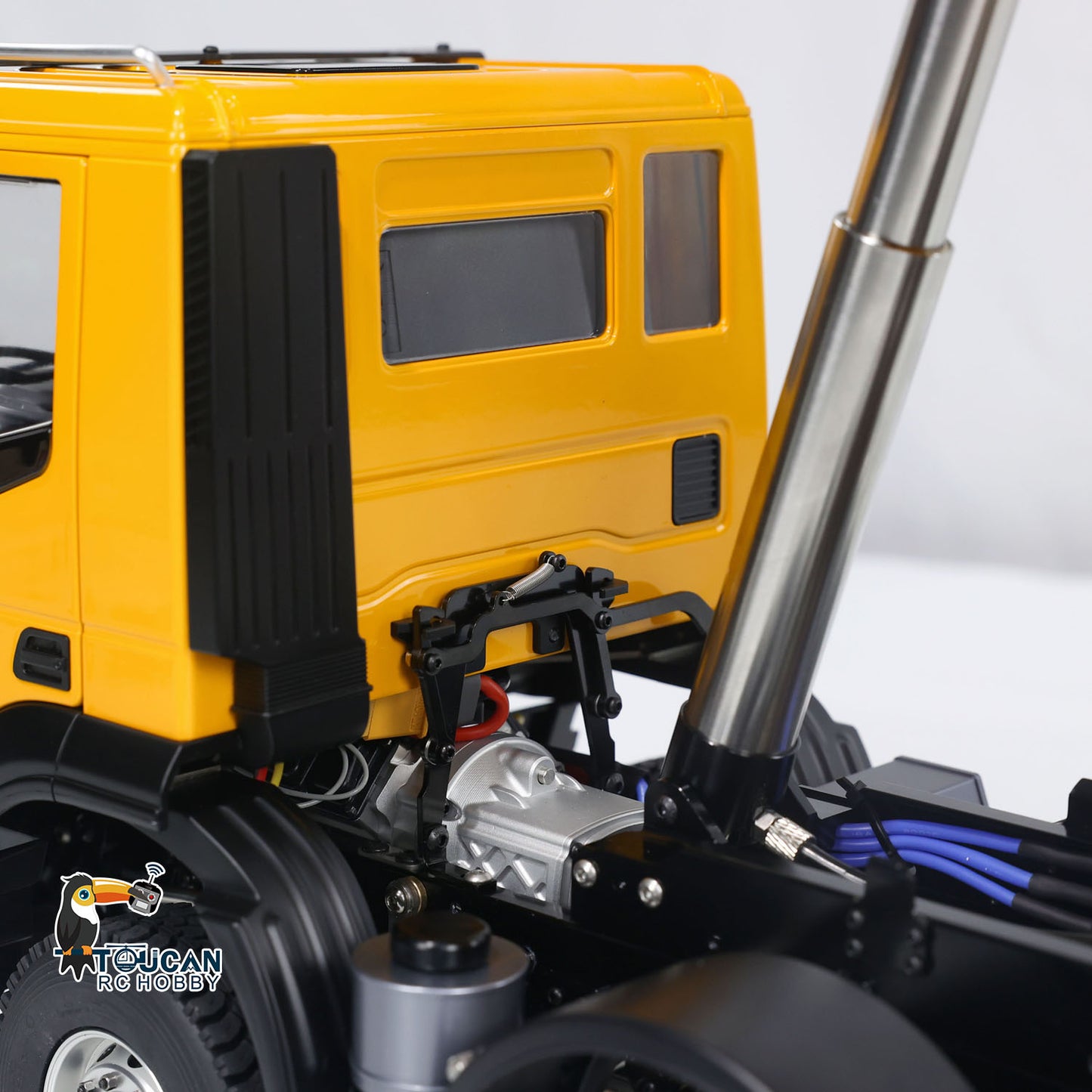 Camion à benne basculante hydraulique RC en métal 1:14 8x8