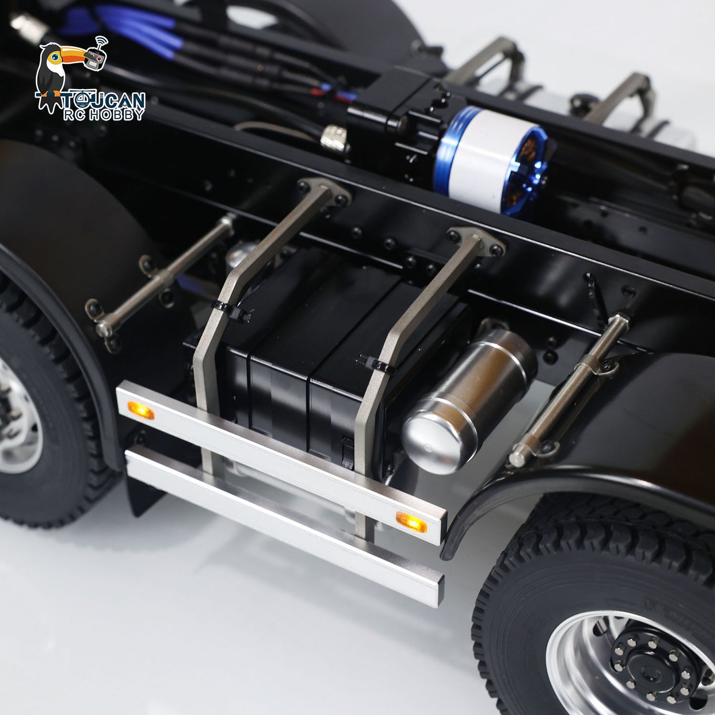 Camion à benne basculante hydraulique RC en métal 1:14 8x8