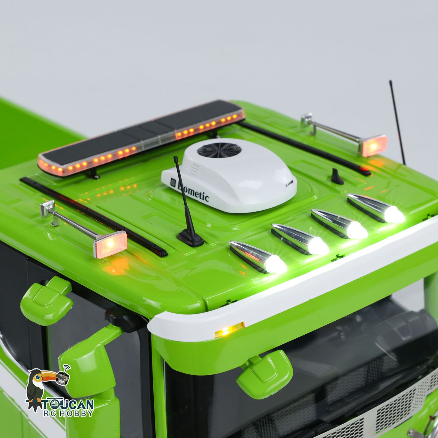 LESU 770S 1/14 6x6 RC Camion à benne basculante hydraulique à 3 voies Modèle de benne basculante télécommandé Lumière Son Fumée