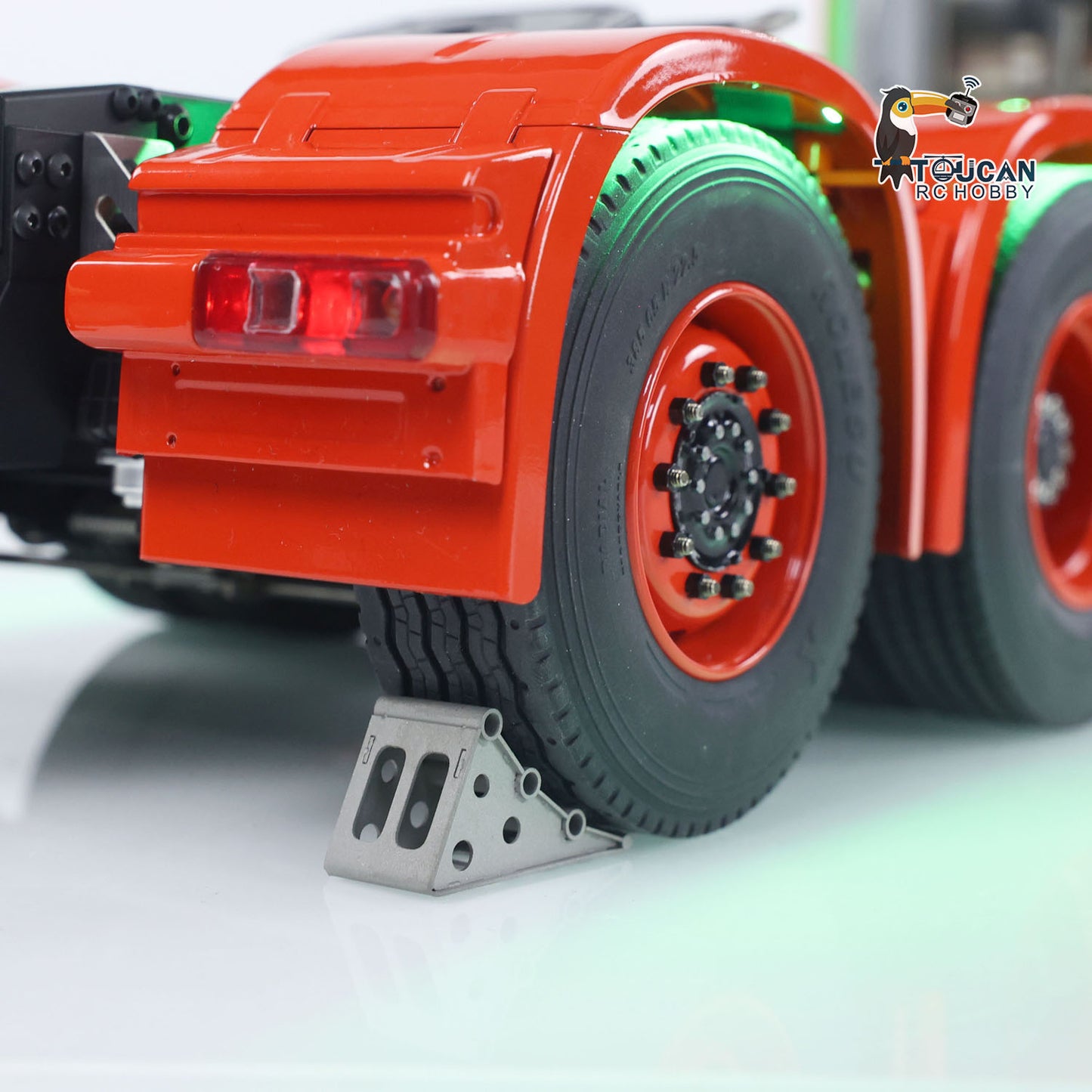 TOUCAN 10X8 Metal Chassis 3363 1/14 RC Tractor Truck RTR Lorry Car Smoke Sound 2Speed Gearbox ST8 Battery Rotating Light