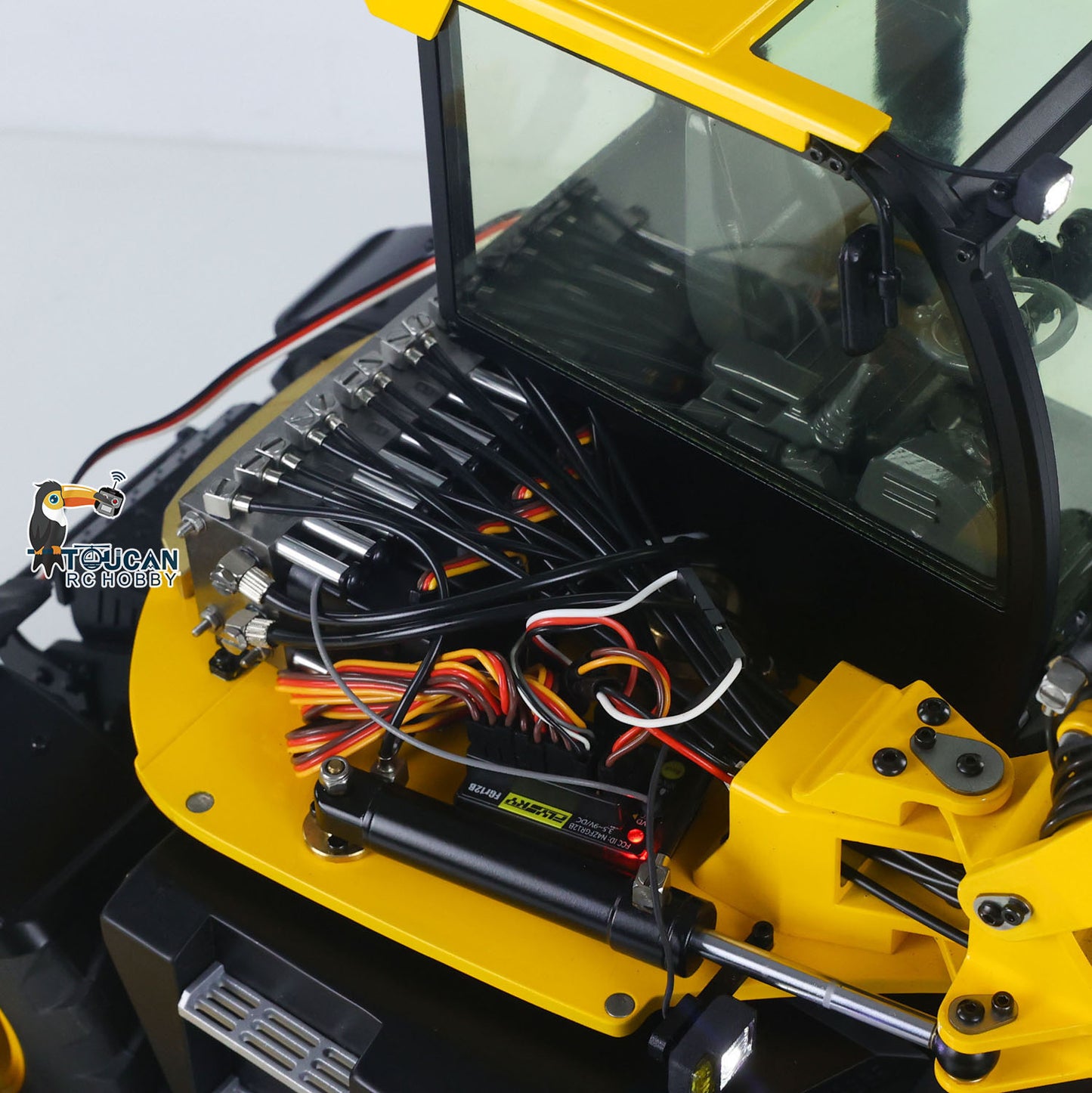 TIME-LIMITED GIFT!! 1/14 RC Hydraulic Excavator JCB 110W 9CH Valve Remote Control 3Arms Metal Digger Model Flysky Paladin PL18EV Radio Battery