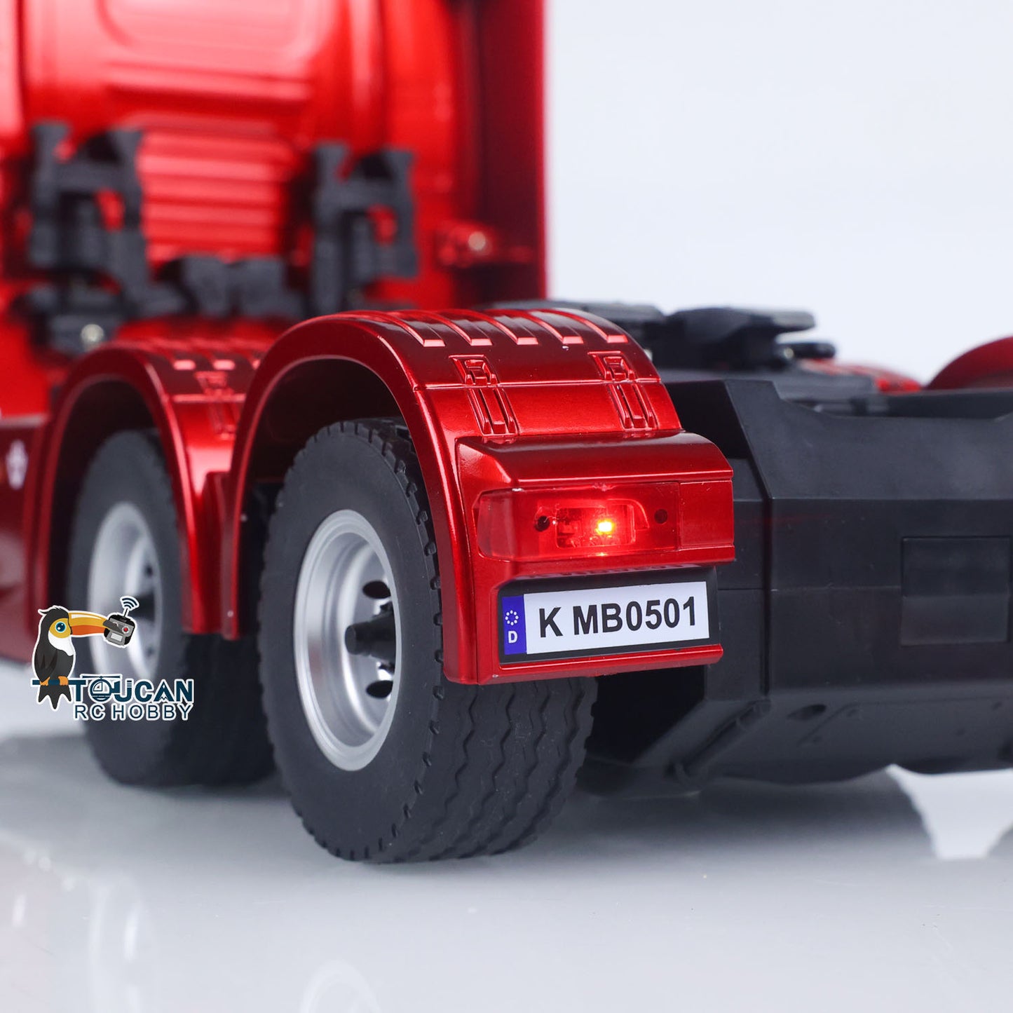 770S Plastic 1/18 RC Tractor Truck Toys Finished Model RTR 7.4V Battery Radio 19CH Light Sound Effects Remote Control Lorry Car