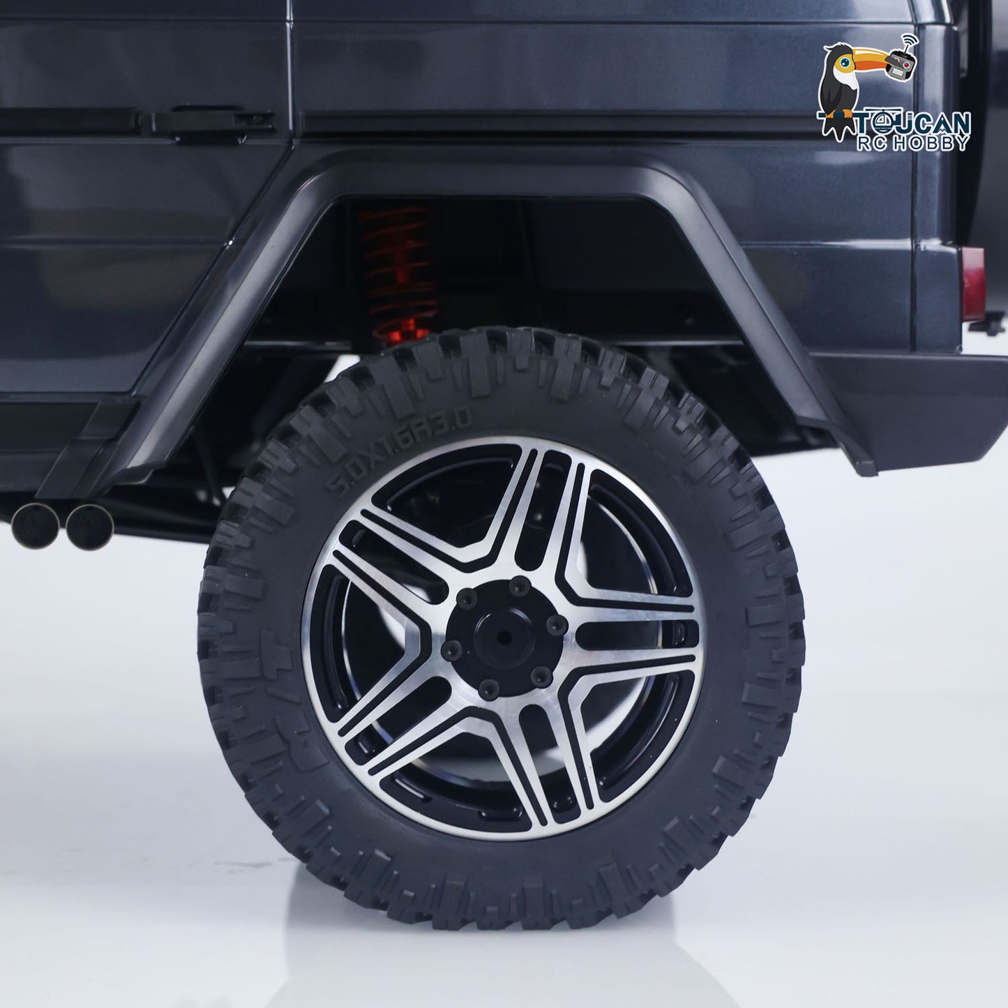 1/8 TRACTION HOBBY Off Road Car KM5 RC Crawler Portal Axle Differential Lock AWD 2Speed Gearbox 775 Brushed Motor