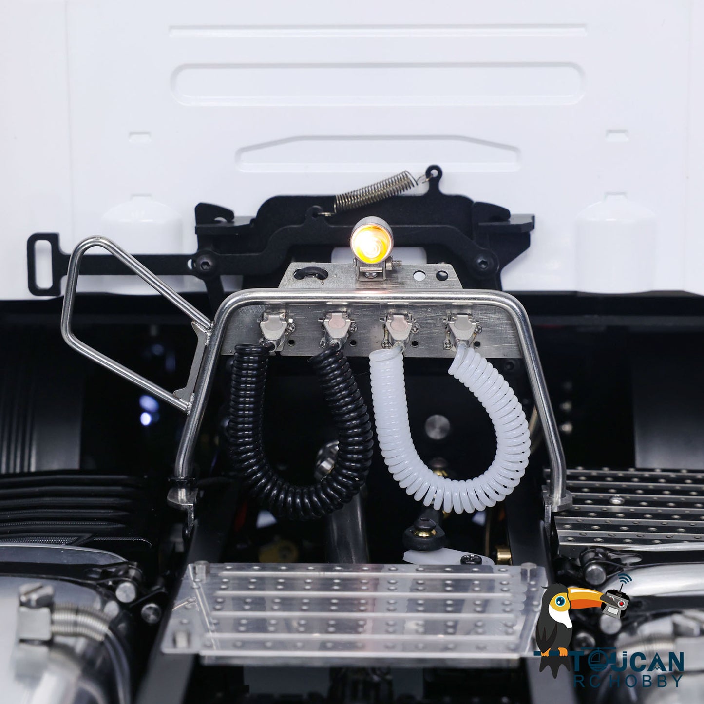 LESU 1:14 DIY RC Sattelzugmaschine für 6x6 Autos Modell