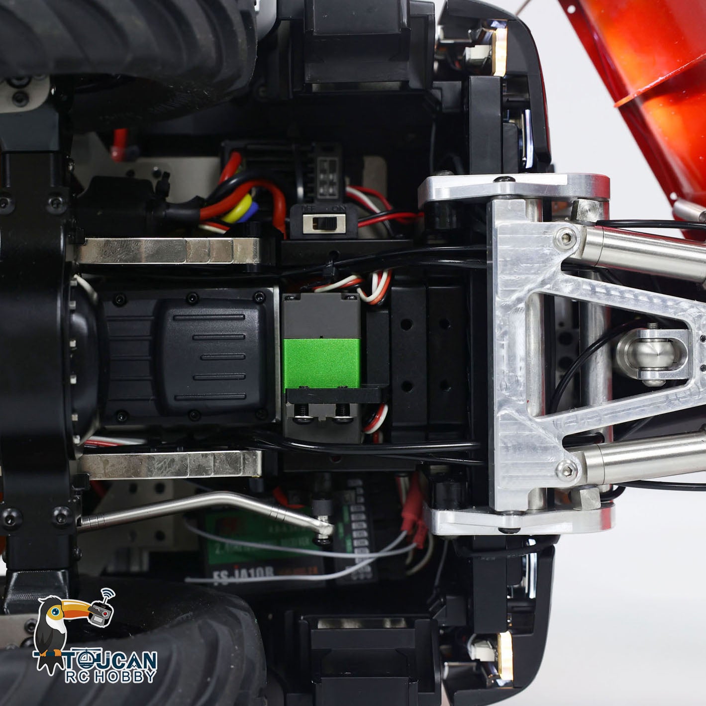 Camion à benne basculante hydraulique télécommandé 4x4 à l'échelle 1:14 avec lame à neige