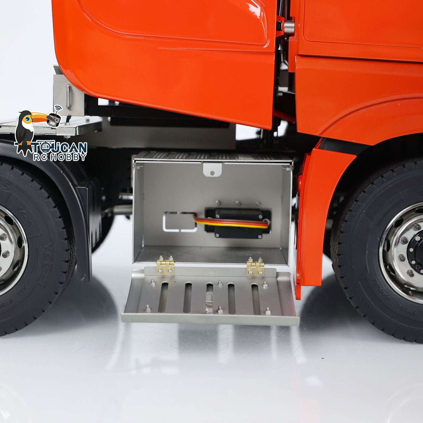 Camion tracteur télécommandé OliverHobby modèle 1/14 Topline 8x8 18F