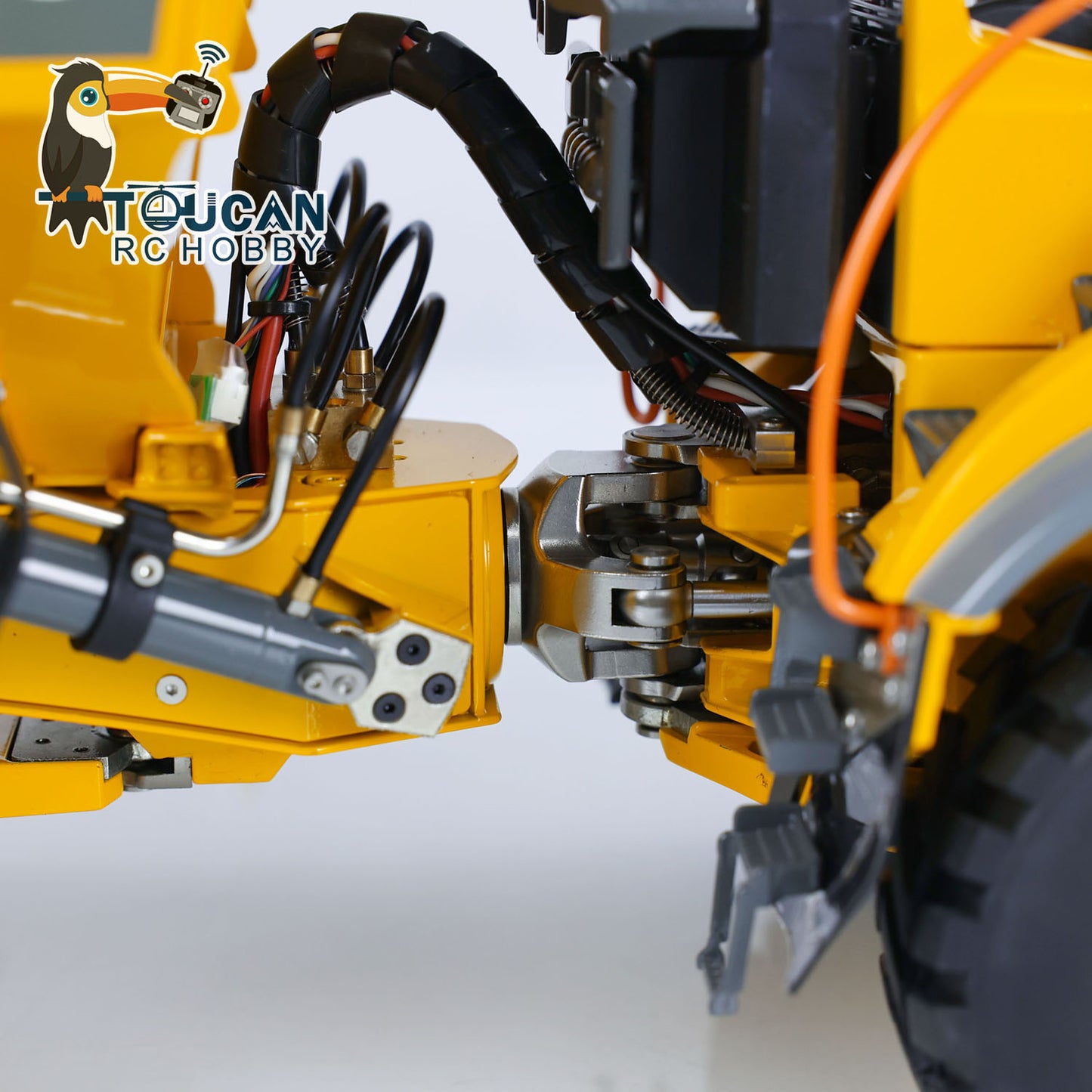 Camion articulé hydraulique RTR RC Double E 1/16 Volvo E117 6x6 A40G