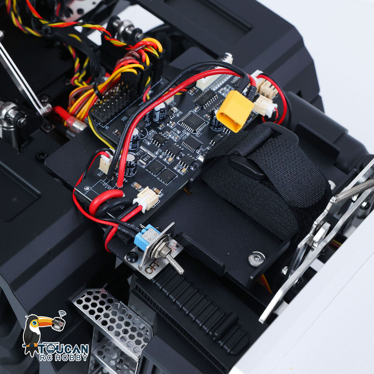 Fast Free Shipping for EU RTR 1/14 KABOLITE K5501 RC Off Road Car Dumper Model Radio Control All Terrain Vehicle Light Truck Axle Locks Electric Winch
