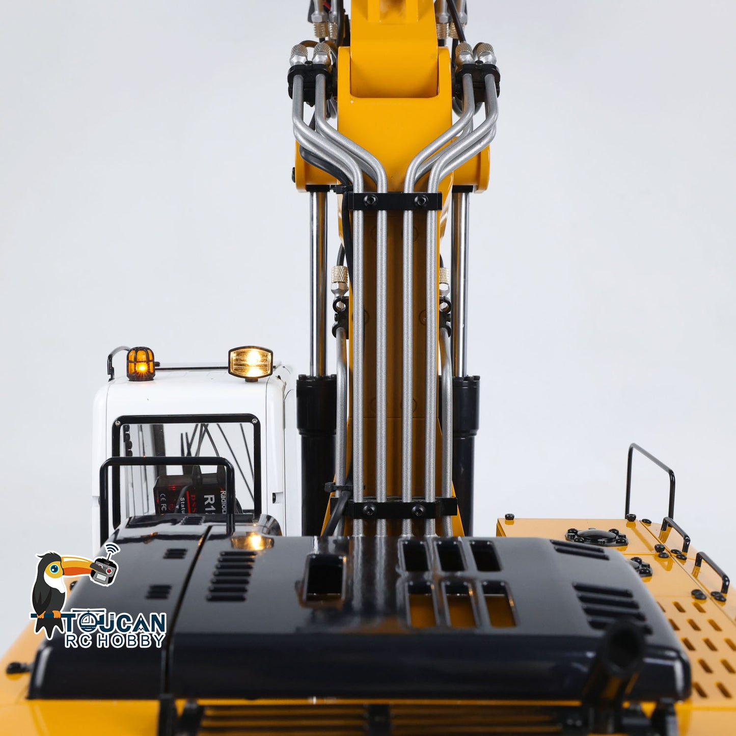 MTM 1/14 946-3 RC 3 Arms Painted Assembled Metal Hydraulic ARTR Tracked Excavator Digger With Ripper Grab Tiltable Bucket