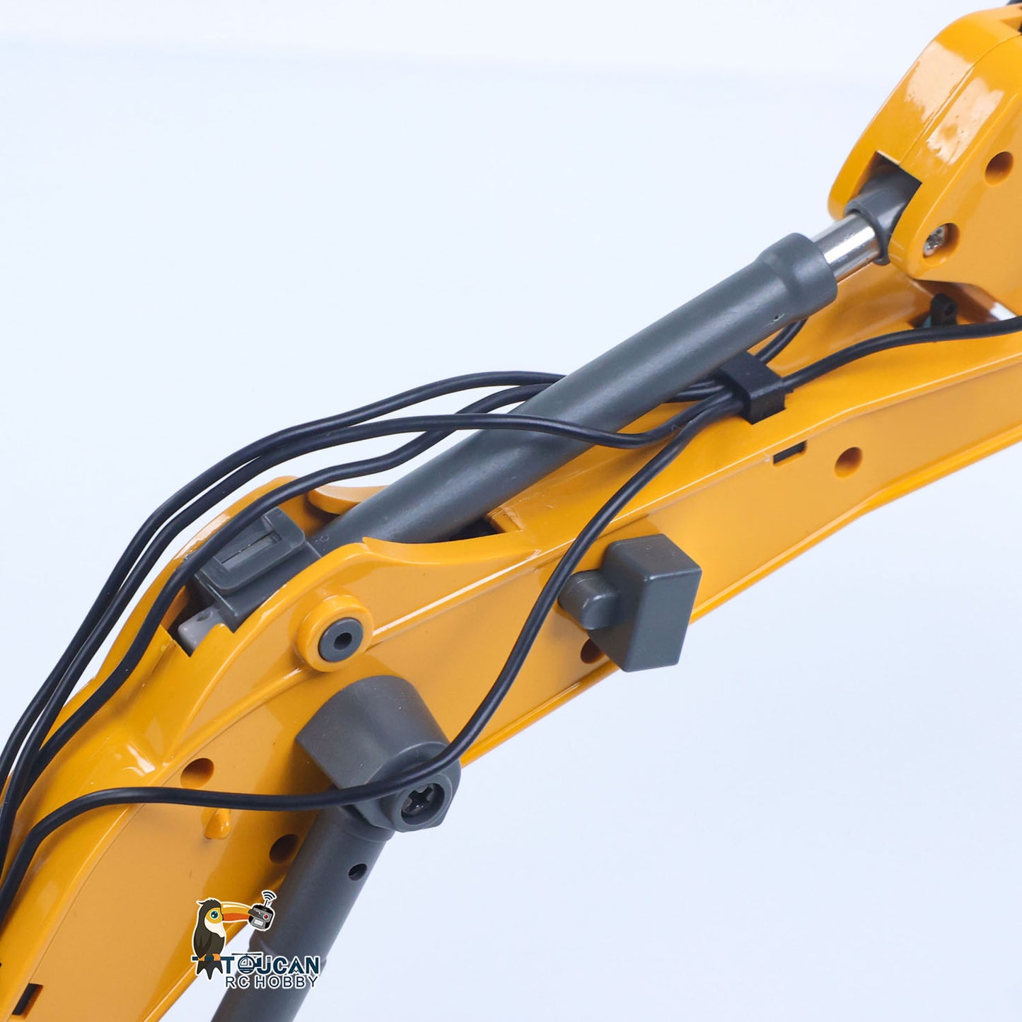 1/50 RC Excavator K970 Engineering Vehicle Remote Control Electric Lifting Digger Metal Bucket Tracks Light Sound RTR Battery