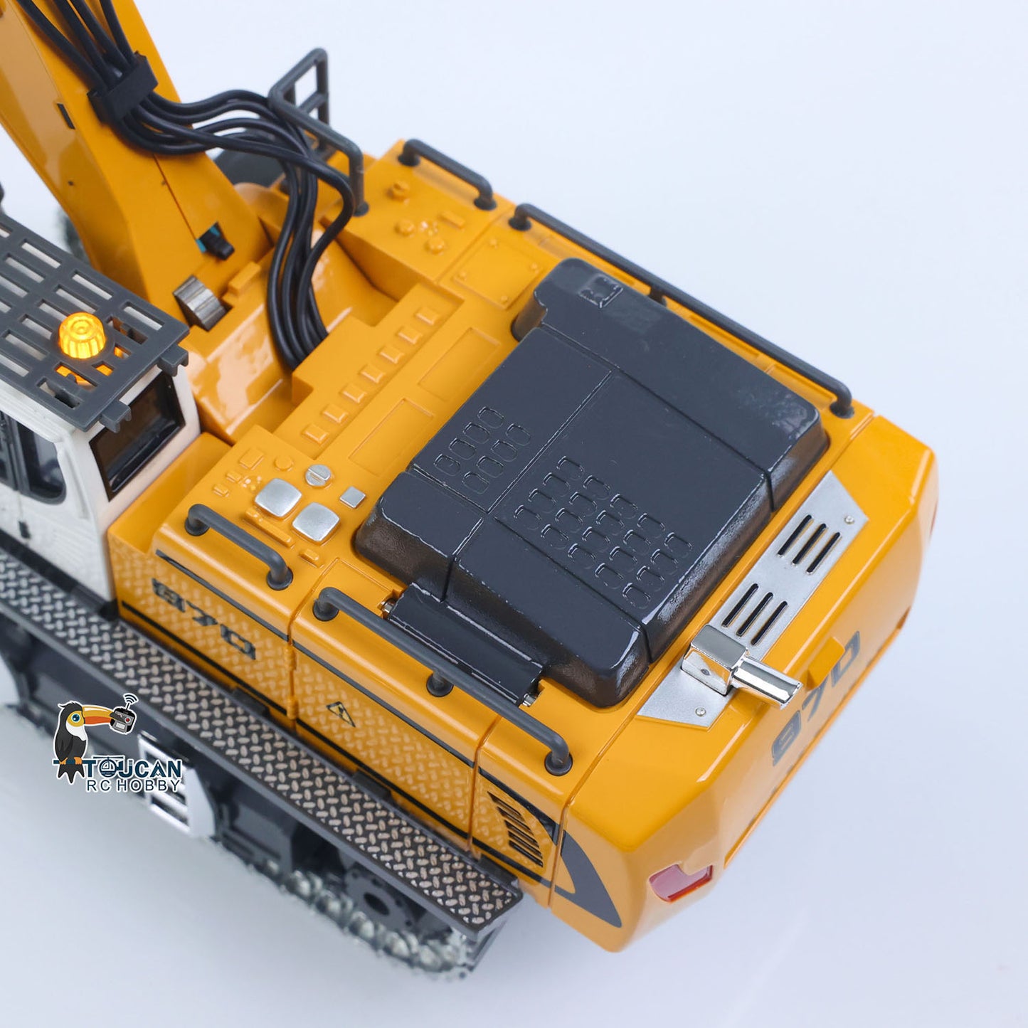1/50 RC Excavator K970 Engineering Vehicle Remote Control Electric Lifting Digger Metal Bucket Tracks Light Sound RTR Battery