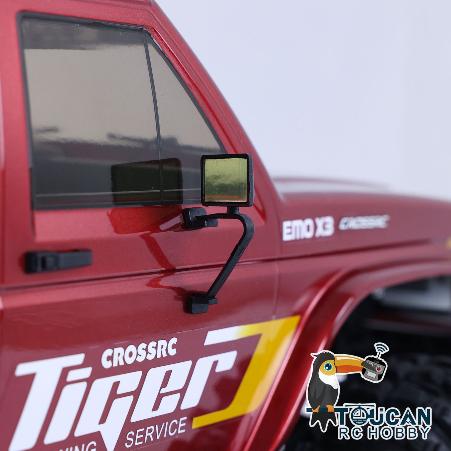 CROSSRC EMO X3 1/8 RC Rescue Towing Car ARTR 4x4 Remote Control Rock Crawler Car Differential Lock Axle Model NO Motor ESC