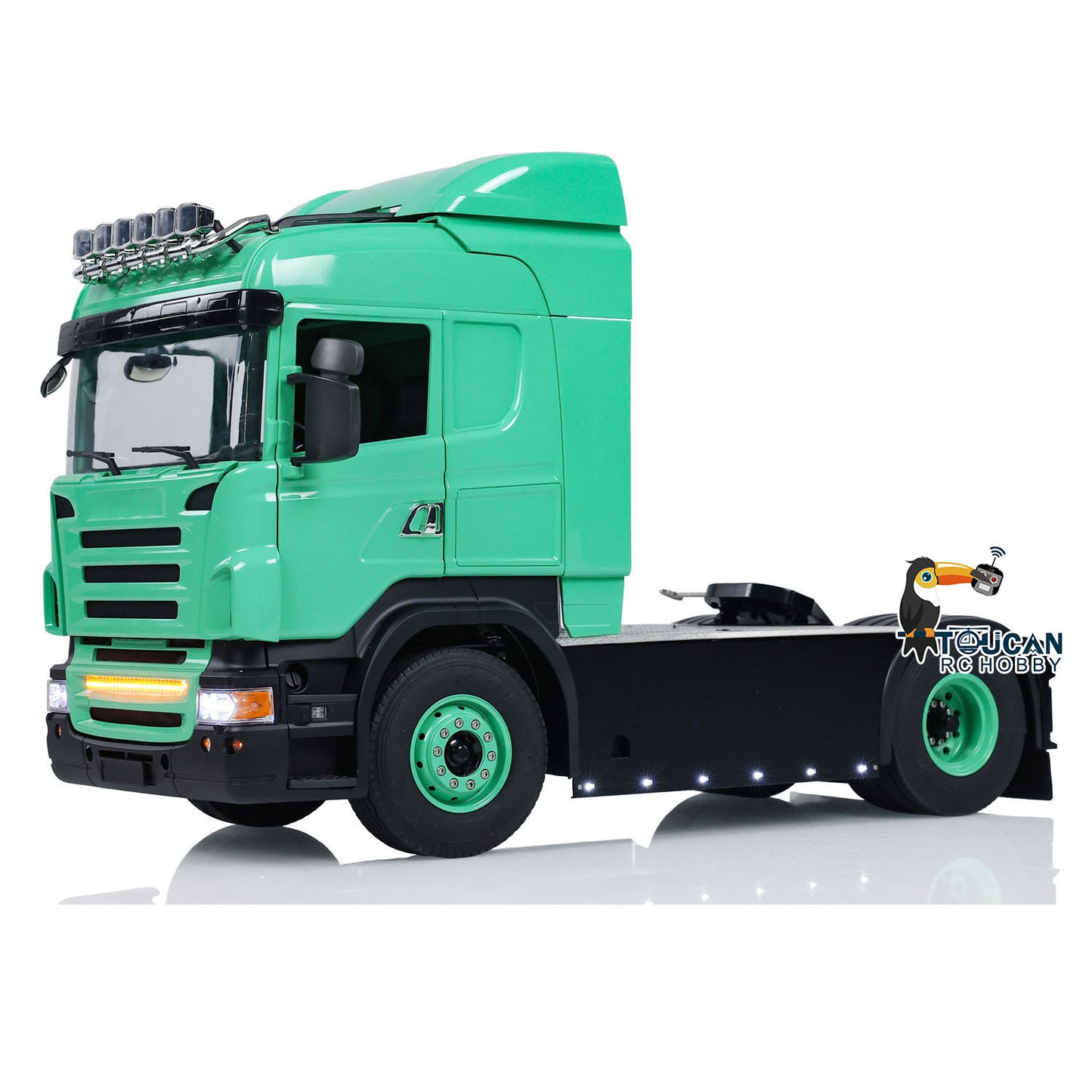 Camion tracteur 4X4 LESU à châssis métallique 1/14 RC