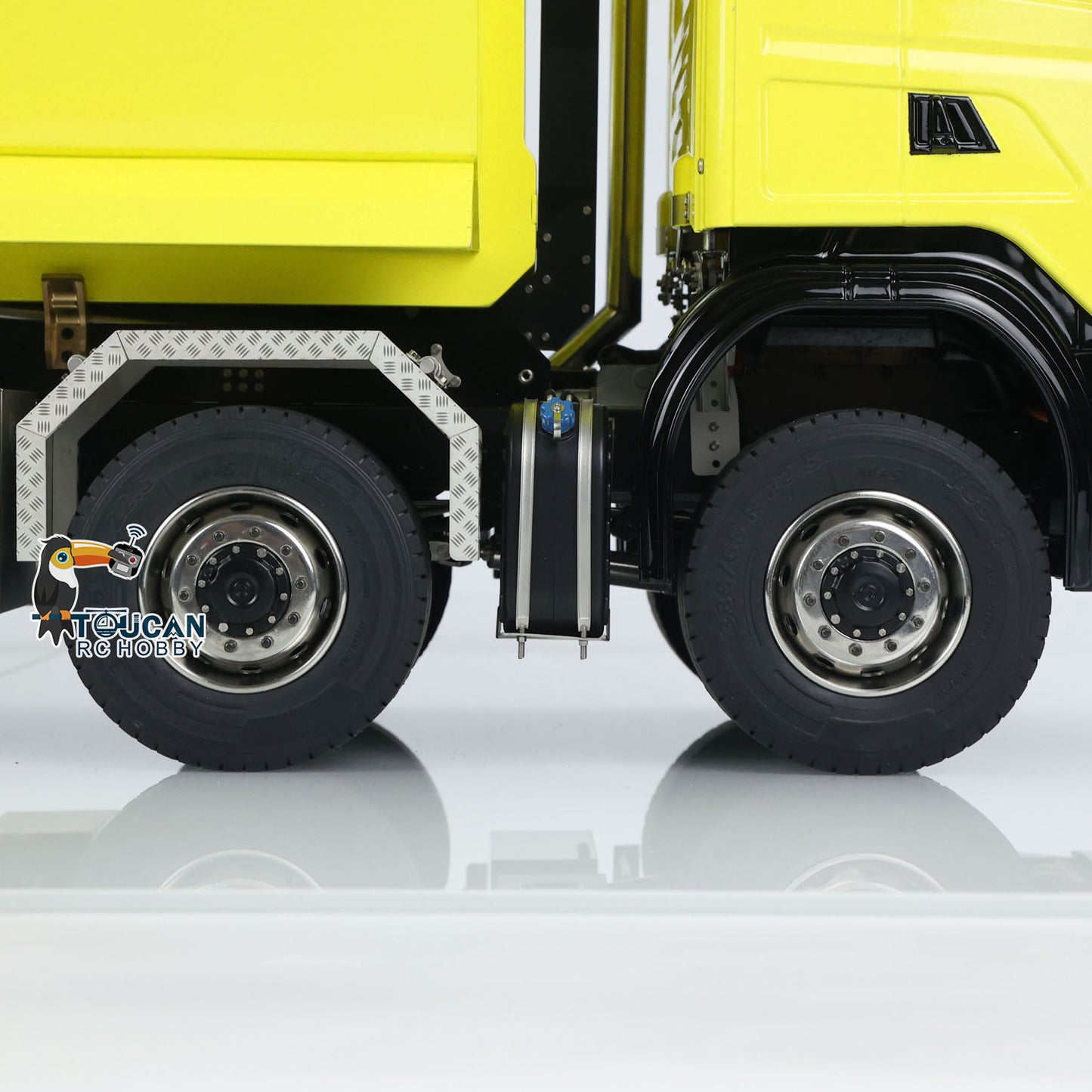 Camion à benne basculante hydraulique RC en métal 1/14 8x8 essieux à blocage différentiel 3 vitesses