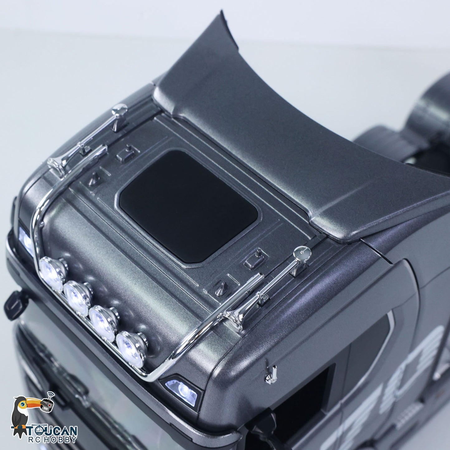 770S Plastic 1/18 RC Tractor Truck Toys Finished Model RTR 7.4V Battery Radio 19CH Light Sound Effects Remote Control Lorry Car