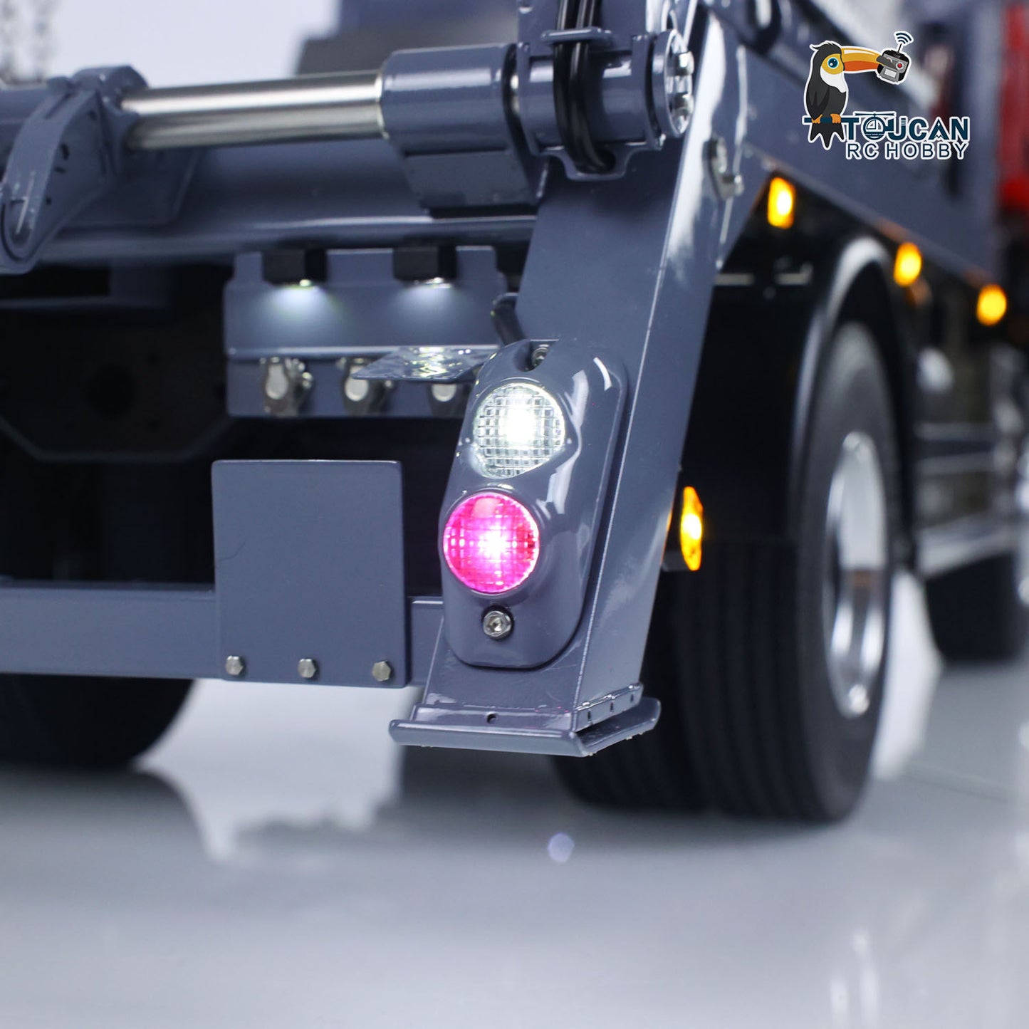 LESU Metal 1/14 RC Hydraulic Swing Arm Garbage Dump Truck 4X4 RTR TGS Light Sound ST8 Radio Battery