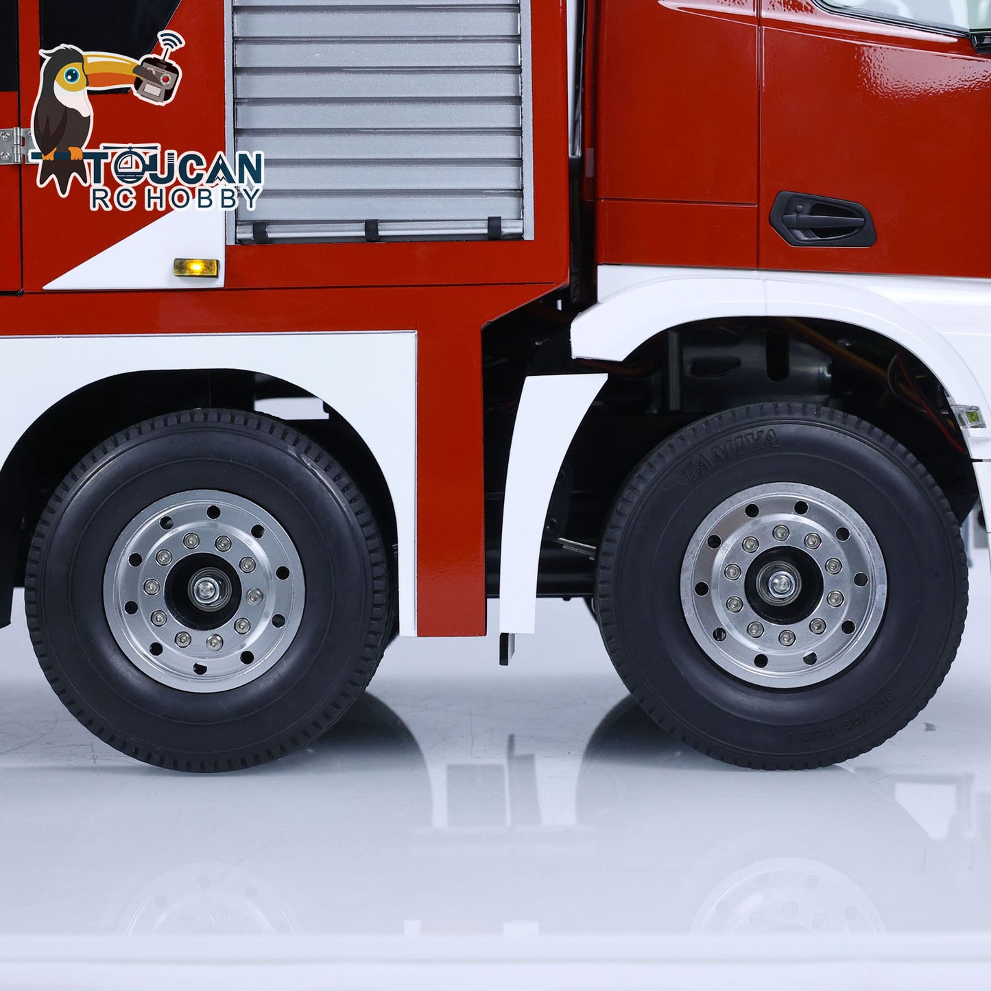 8x4 1/14 RC Fire Fighting Truck RC Fire Sprinkler Vehicles