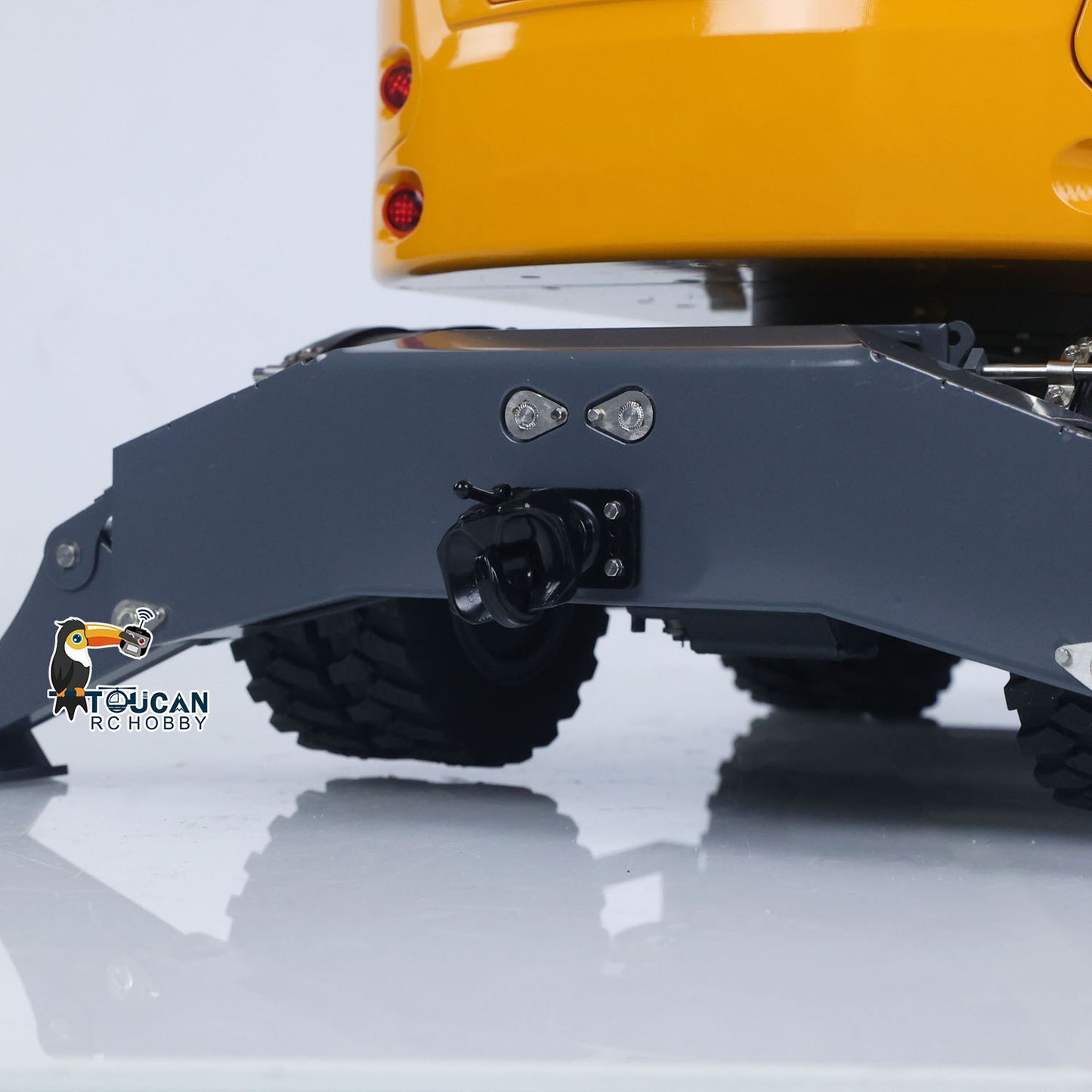 1:14 RC Hydraulic Wheeled Excavator LR914 8-ways Valve 4??4 Digger Engineering Vehicle RTR Axle Lock Upgrade Brushless Motor ESC