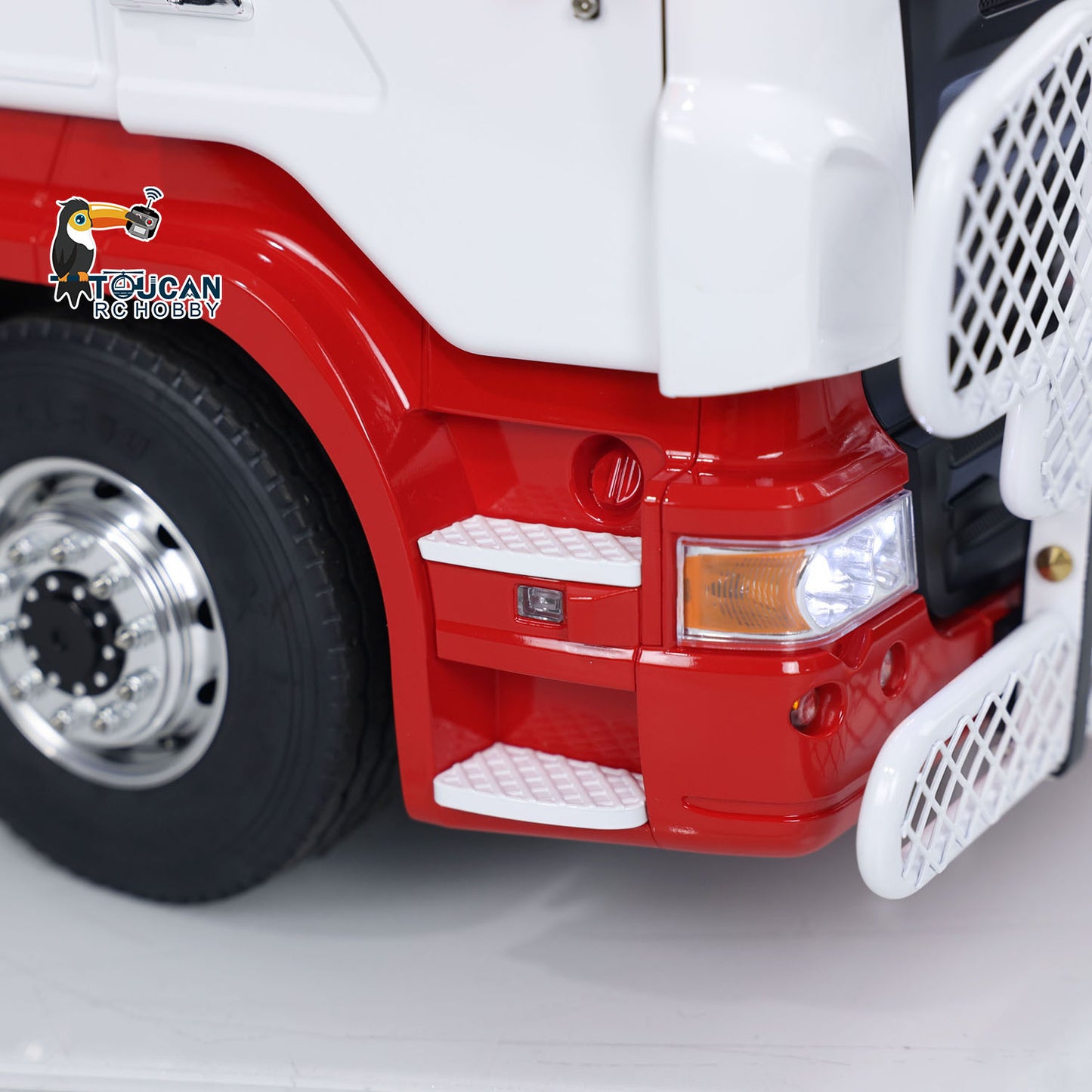 Châssis métallique pour camion tracteur LESU 8X8 1/14 RC PNP