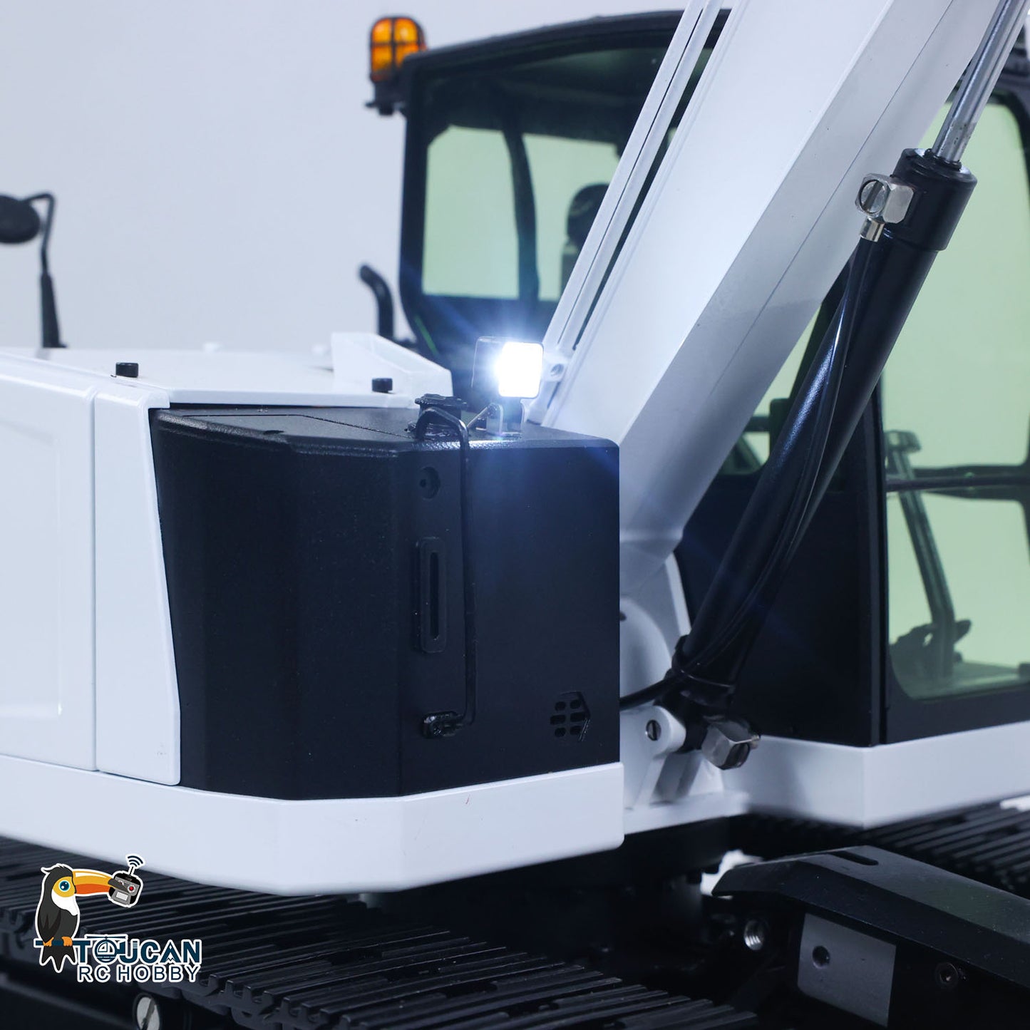 1/14 C308 RC Hydraulic Excavator 4 Valve Remote Control Construction Vehicle Extended Arm Brushless Motor No Sounds Charger