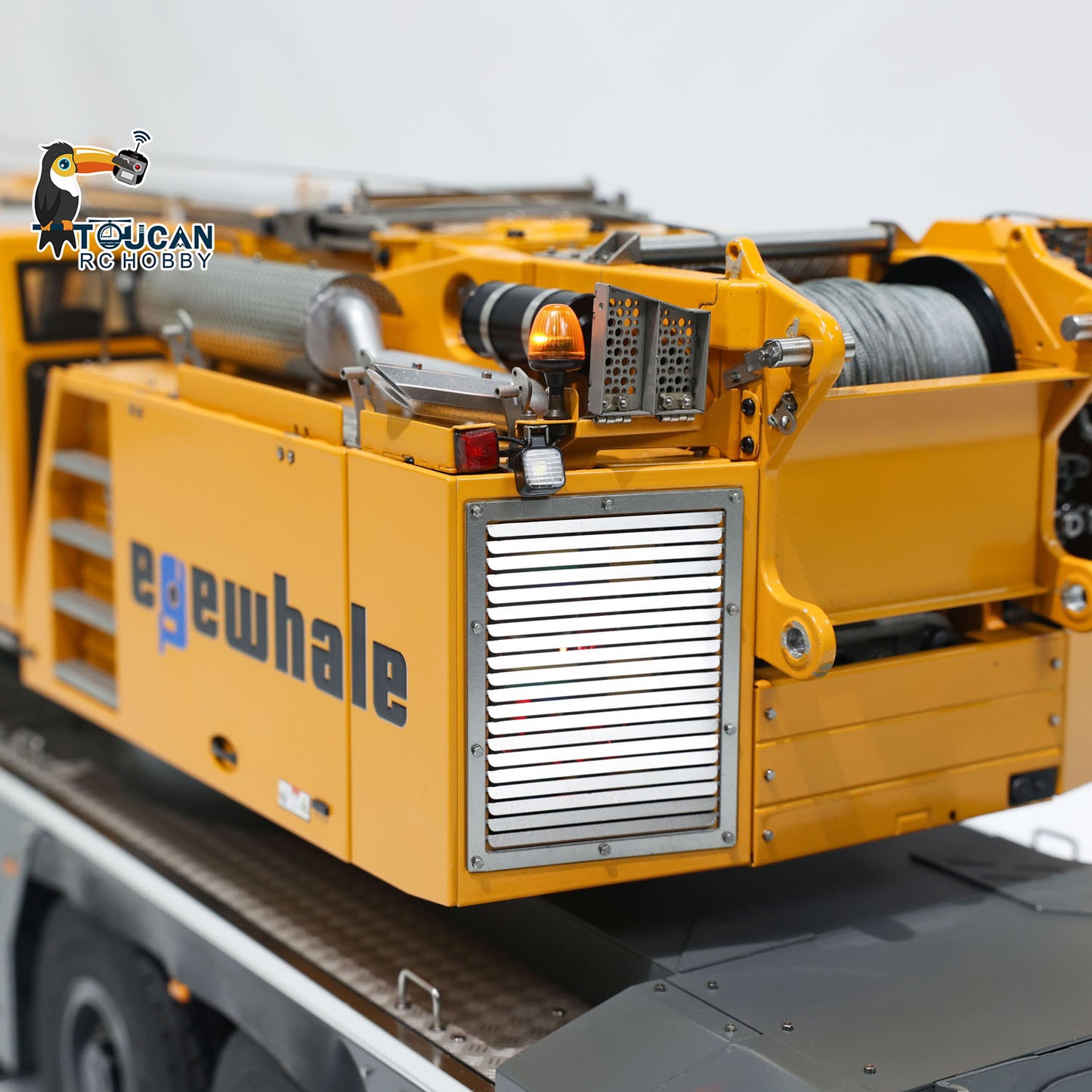 Pre-Order Eyewhale 1/14 6 Axles D1350 RC Hydraulic Mobile Cranes Truck Giant 1350