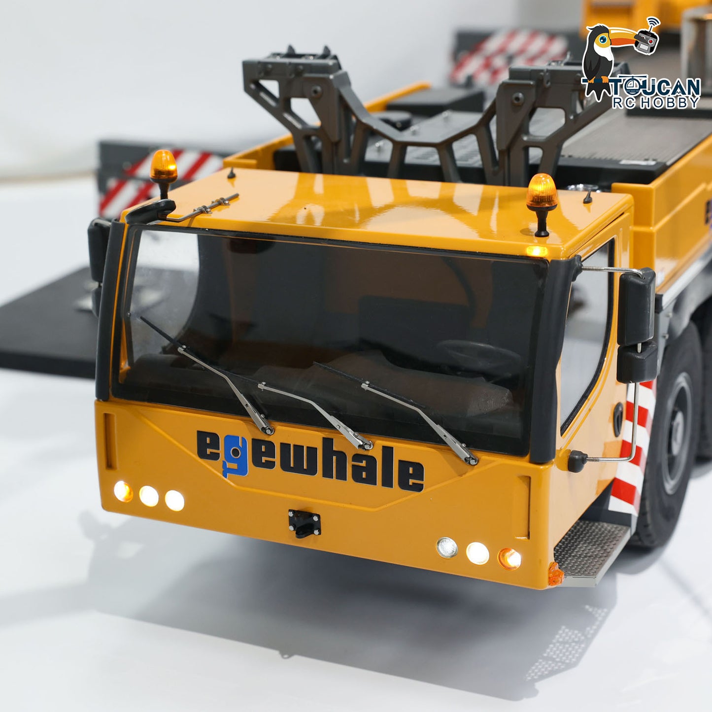 Pre-Order Eyewhale 1/14 6 Axles D1350 RC Hydraulic Mobile Cranes Truck Giant 1350
