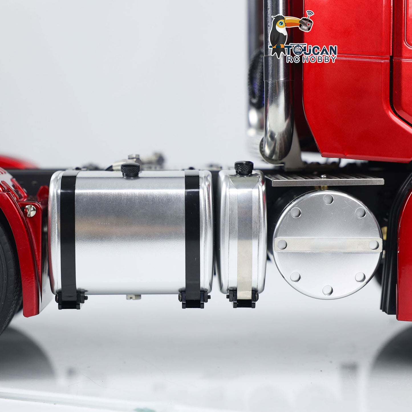 TOUCAN 1/14 RC Tractor Truck 6*6 770S Metal Chassis Light Sound Smoke Differential