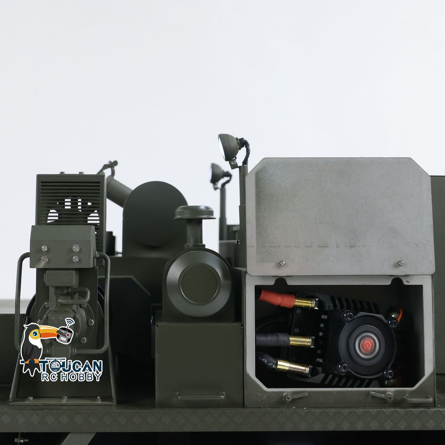 8x8 1/14 RC Sattelzugmaschine SLT56 Vollmetall lackiertes Modell