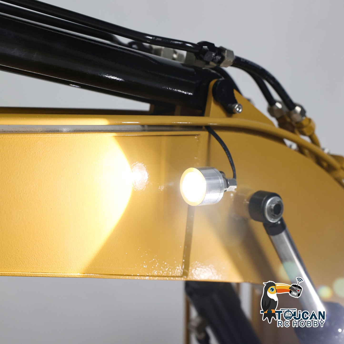 1/8 Giant Metal 385CF Heavy Duty RC Hydraulic Excavator I6S Controller