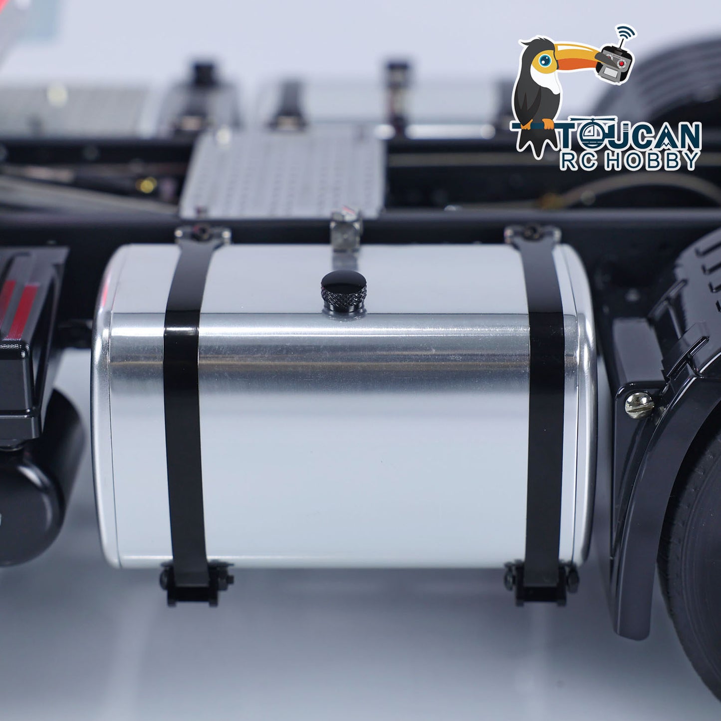 LESU Metallchassis 1/14 6x6 RC Sattelzugmaschine