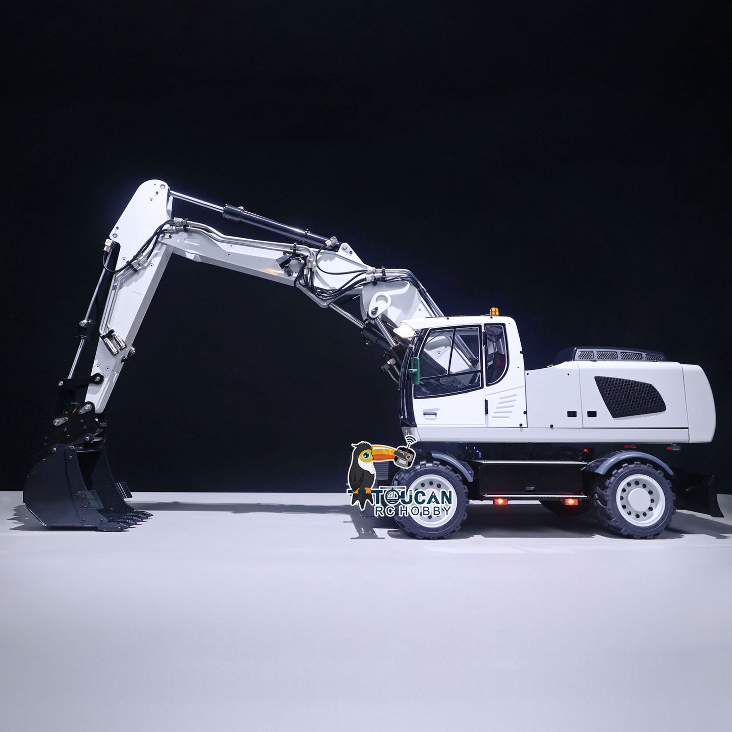 1/14 R946 Hydraulischer RC-Bagger 946-3 Radbagger mit PL18EV-Controller