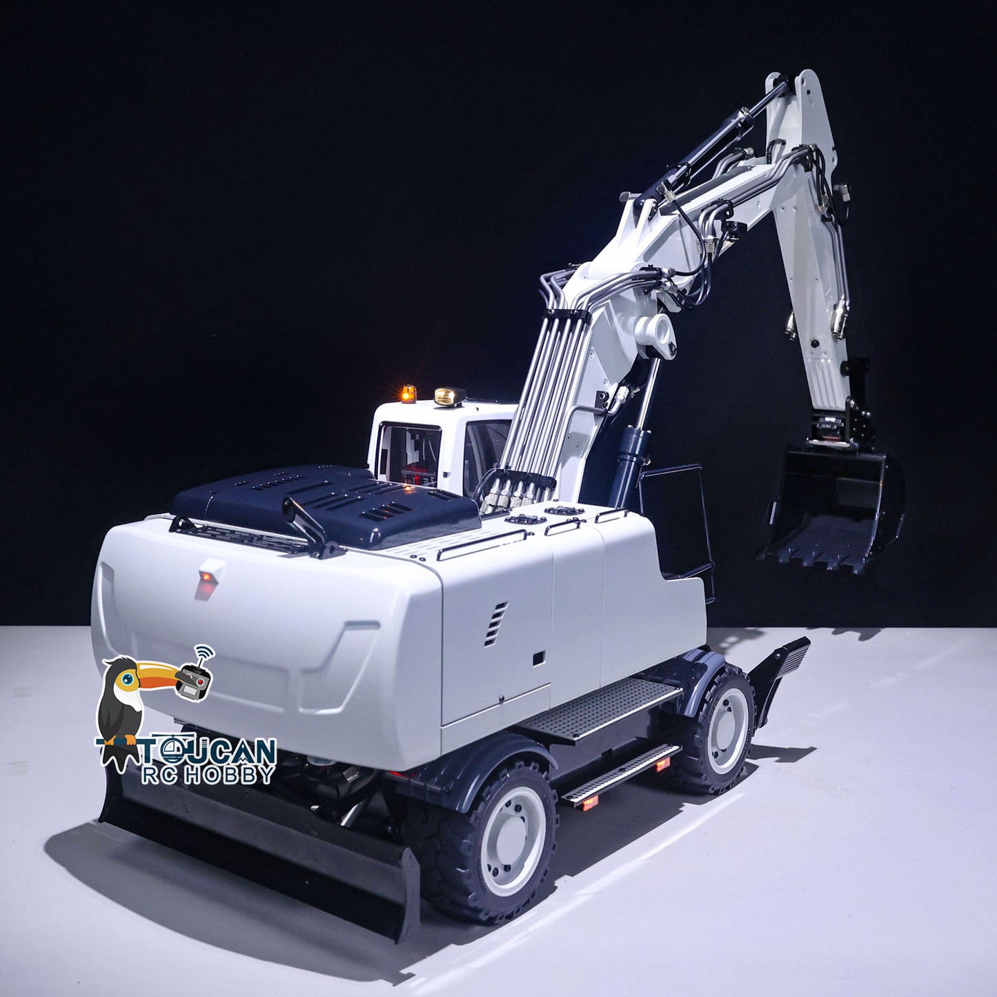 1/14 R946 Hydraulischer RC-Bagger 946-3 Radbagger mit PL18EV-Controller