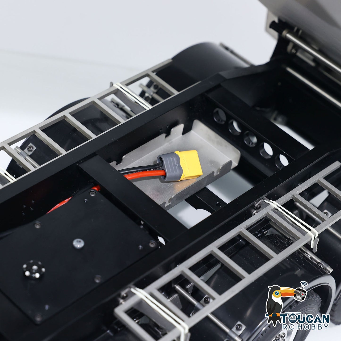 1/14 MD Modell 3 Achsen Hydraulischer RC Kippanhänger