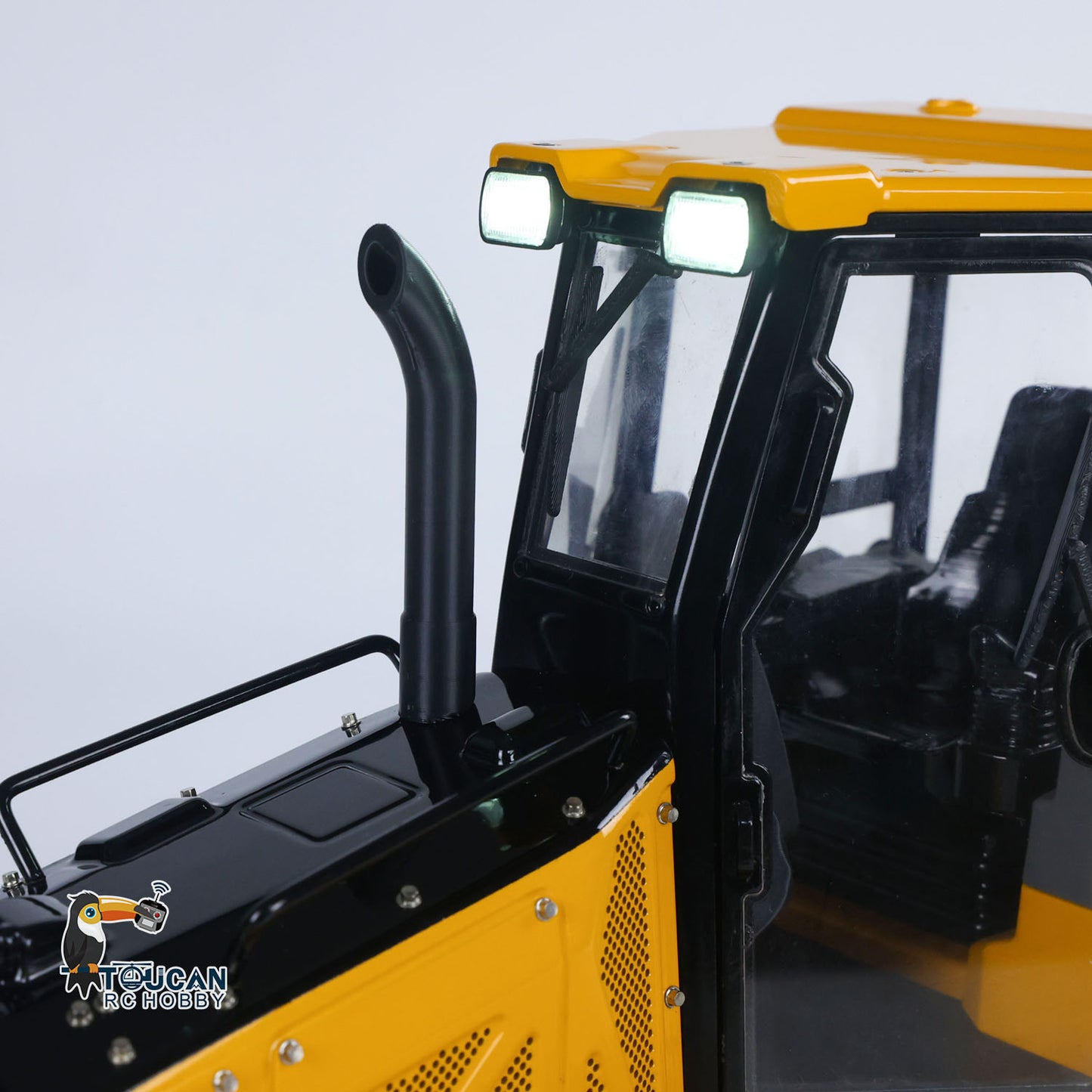 New Arrival Metal 1/12 RC Hydraulic Bulldozer D3 Remote Control Engineering Vehicles 4CH Valve Construction Car Light Sound Flysky ST8 Radio
