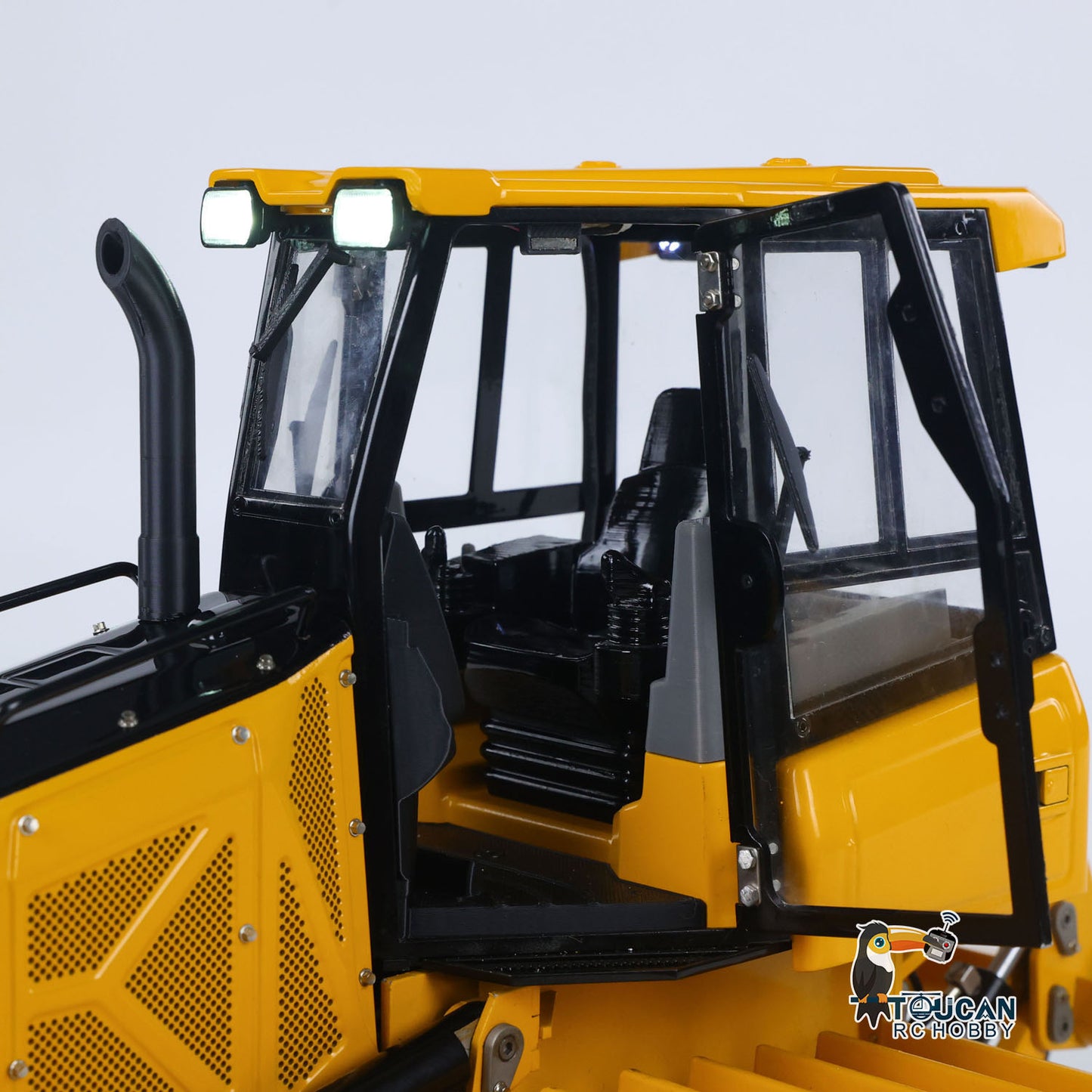 New Arrival Metal 1/12 RC Hydraulic Bulldozer D3 Remote Control Engineering Vehicles 4CH Valve Construction Car Light Sound Flysky ST8 Radio
