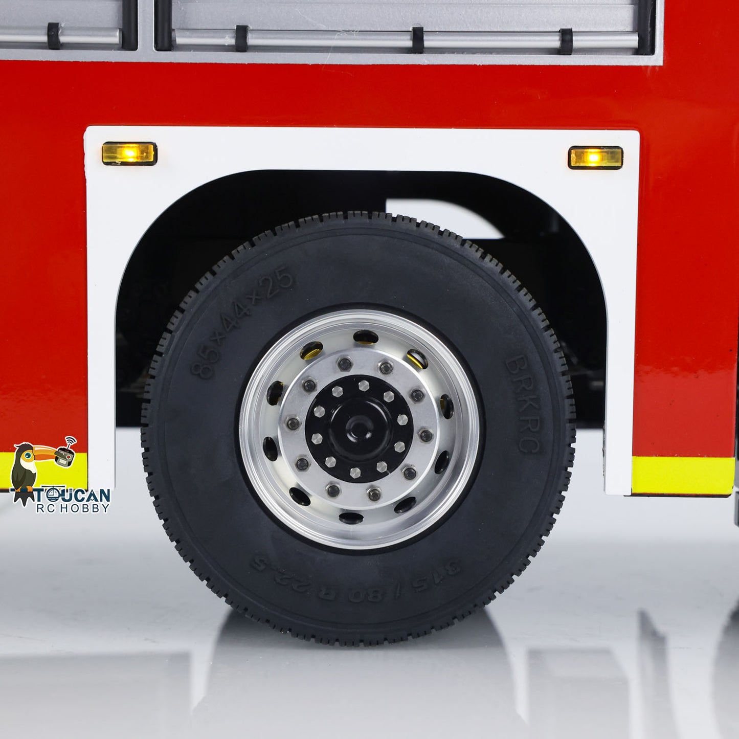 1/14 3363 Metal Chassis Snozzle High-reach Extendable Turret 8x4 RC Fire Truck