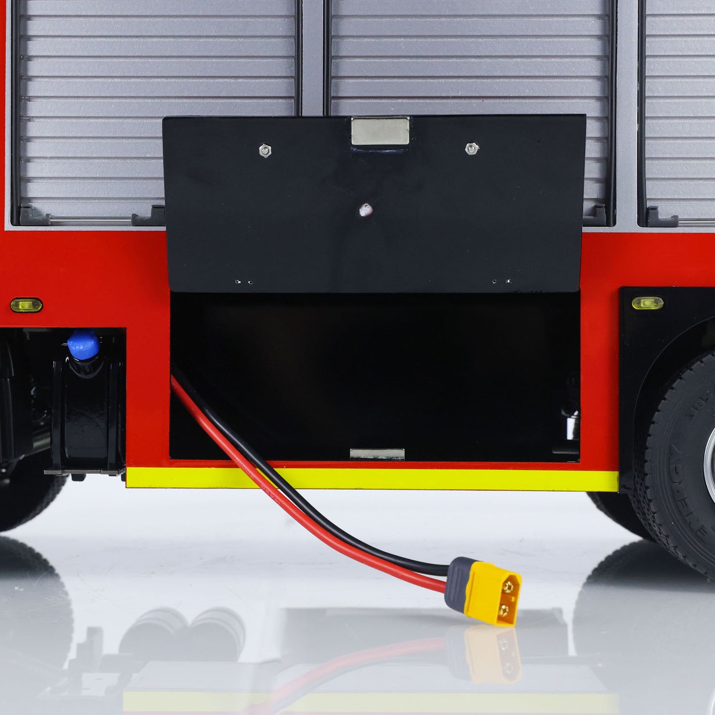 1/14 RC Fire Fighting Truck RTR Radio Controlled Car Model VO FMX AWD 2Speed Metal Gerabox Axles Water Spraying Electric Vehicle Light Sound System